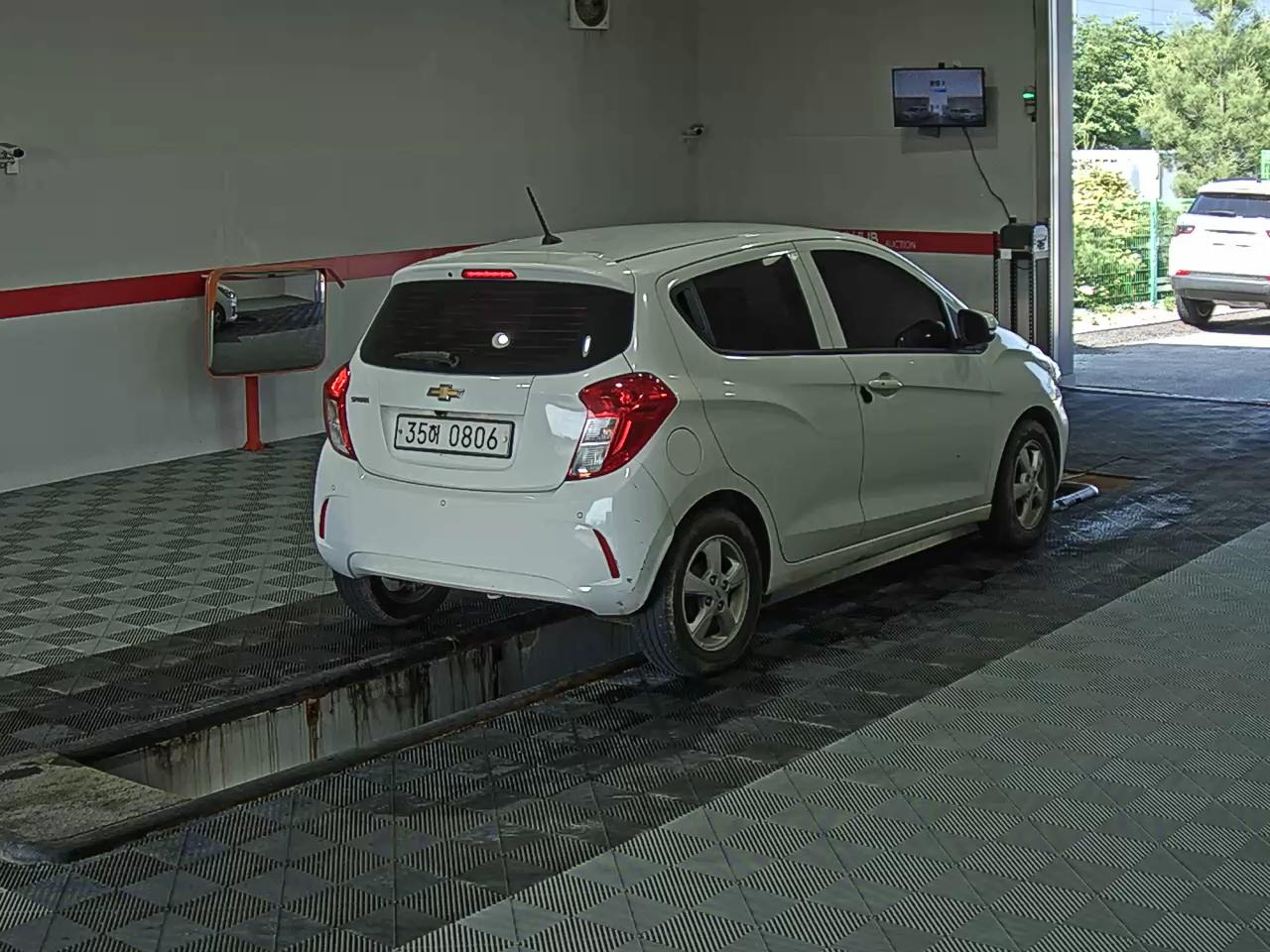 2019 - chevrolet spark