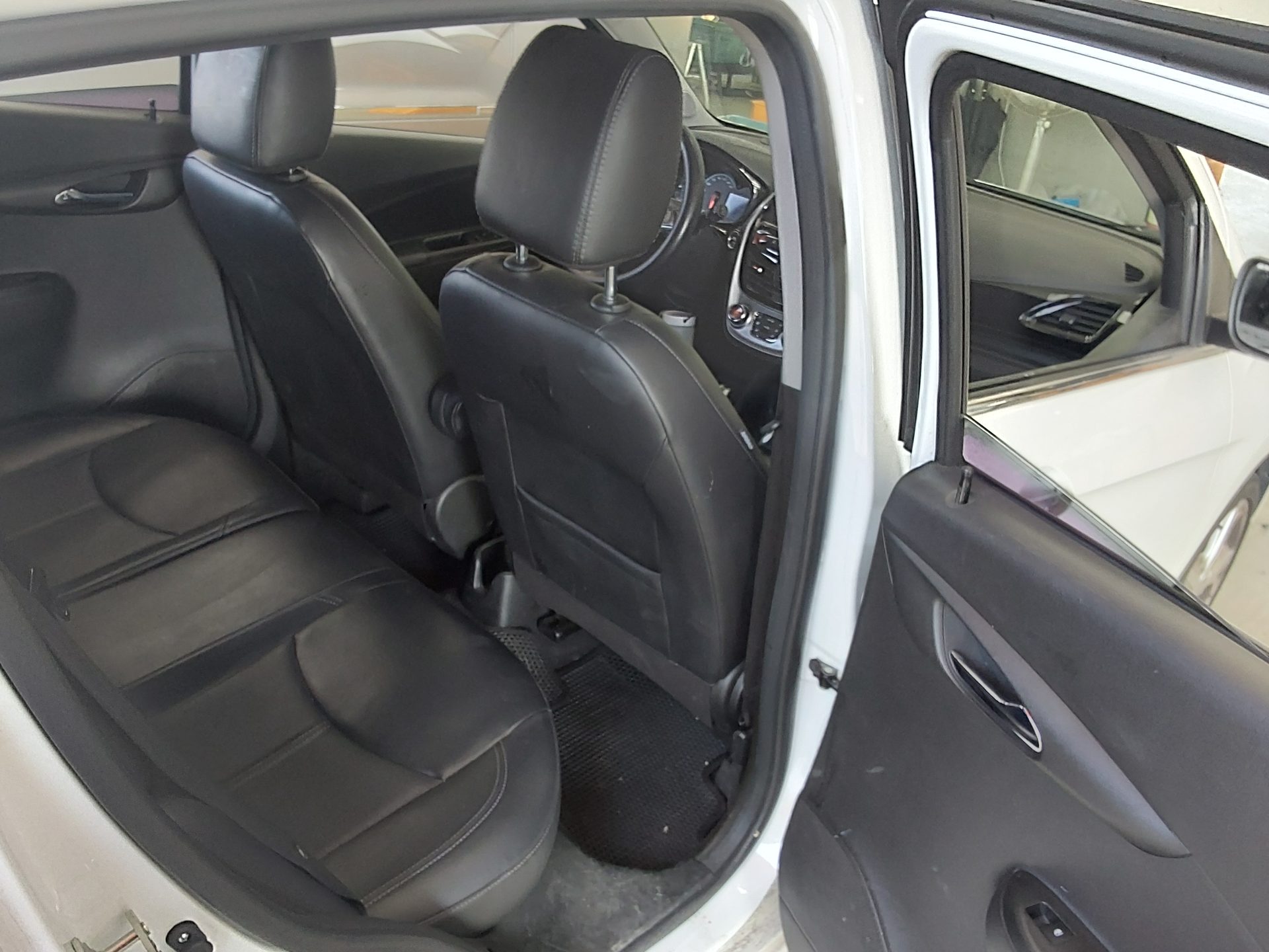 2017 - chevrolet spark
