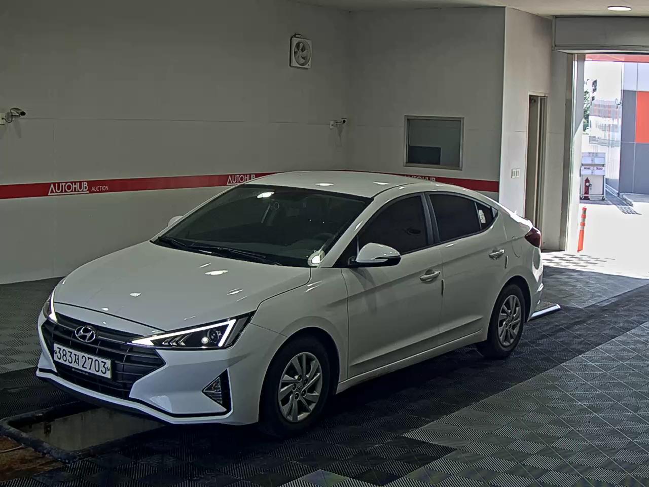 HYUNDAI AVANTE