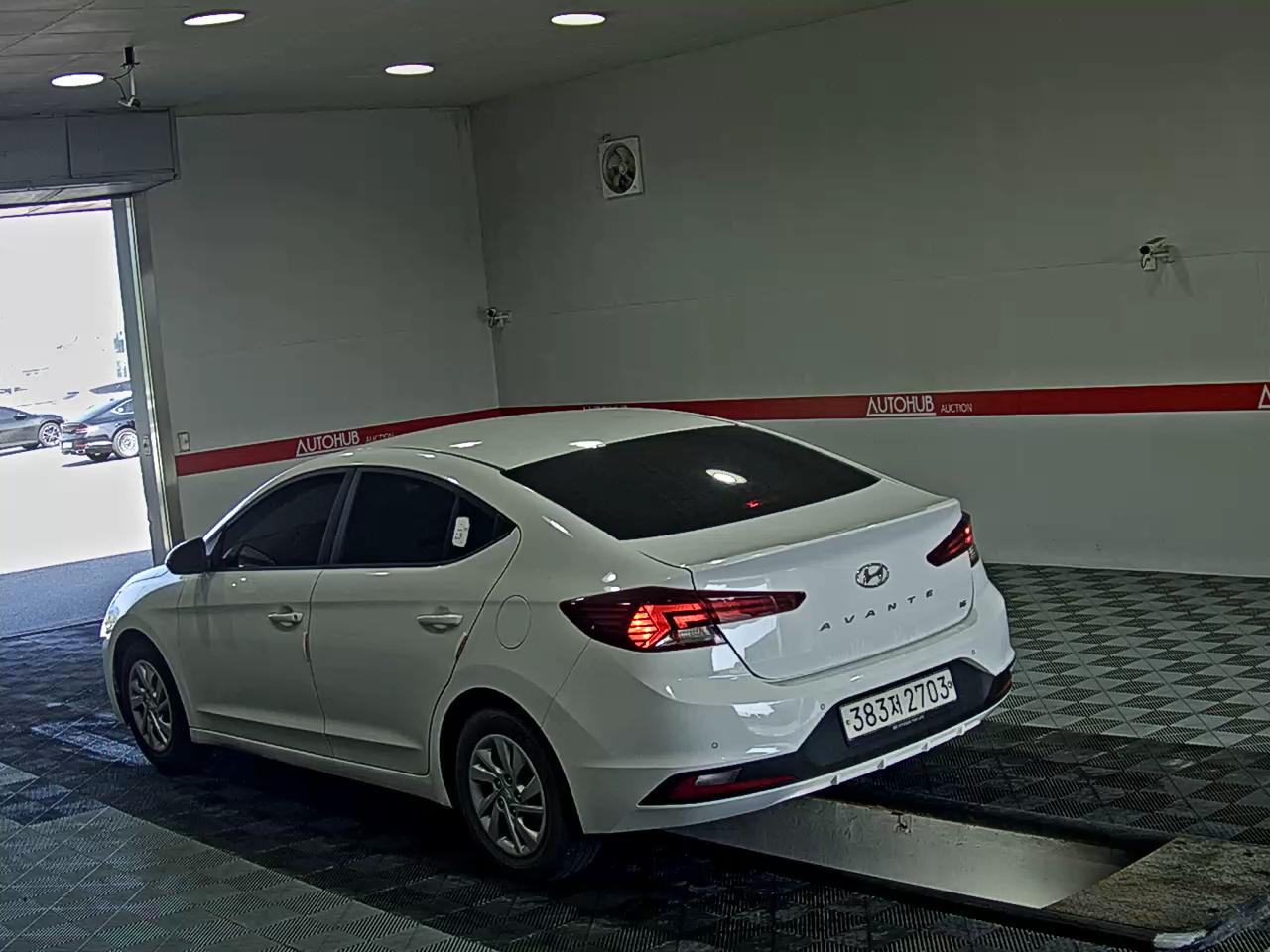 2019 - hyundai avante