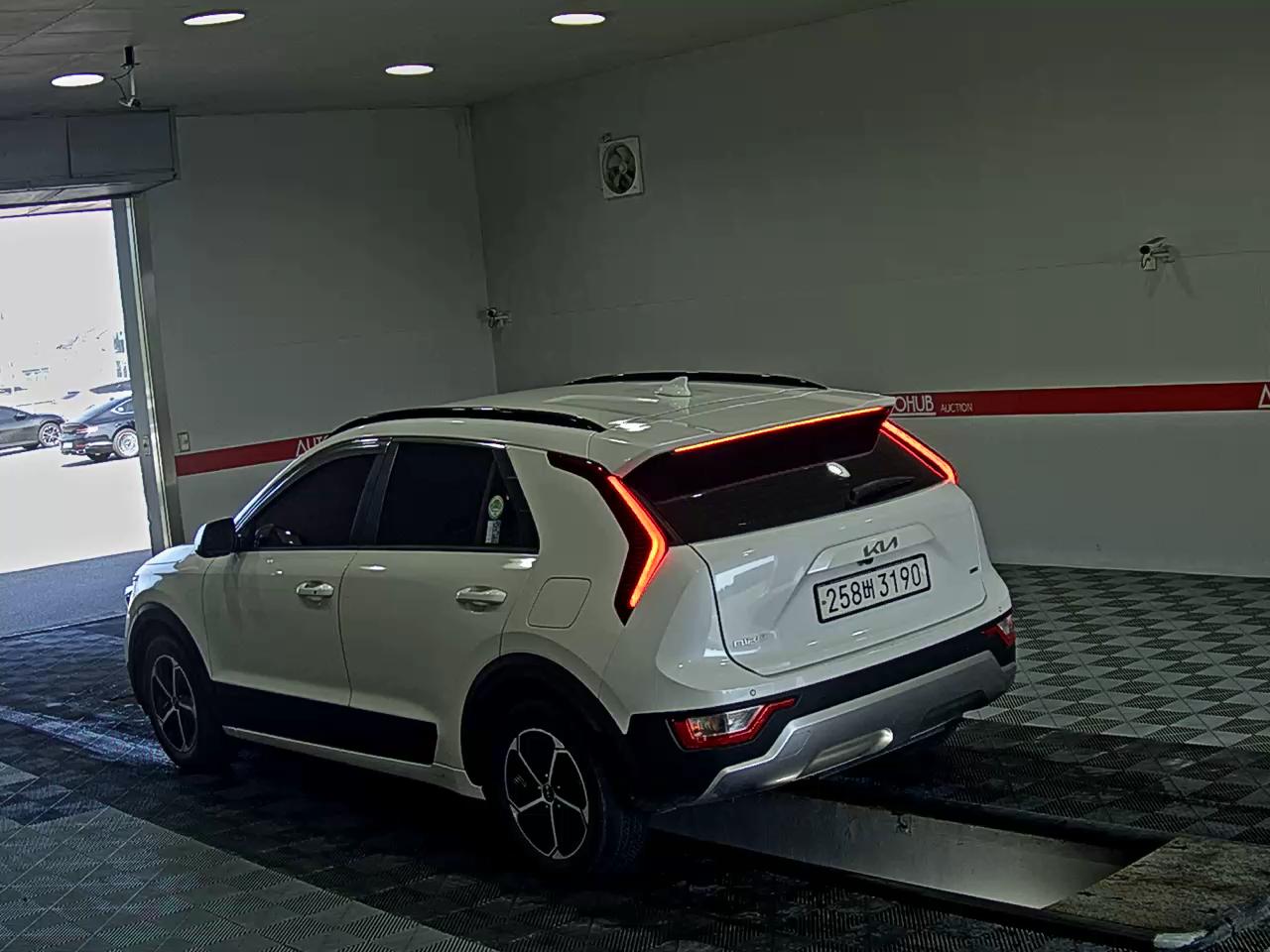 2022 - kia niro