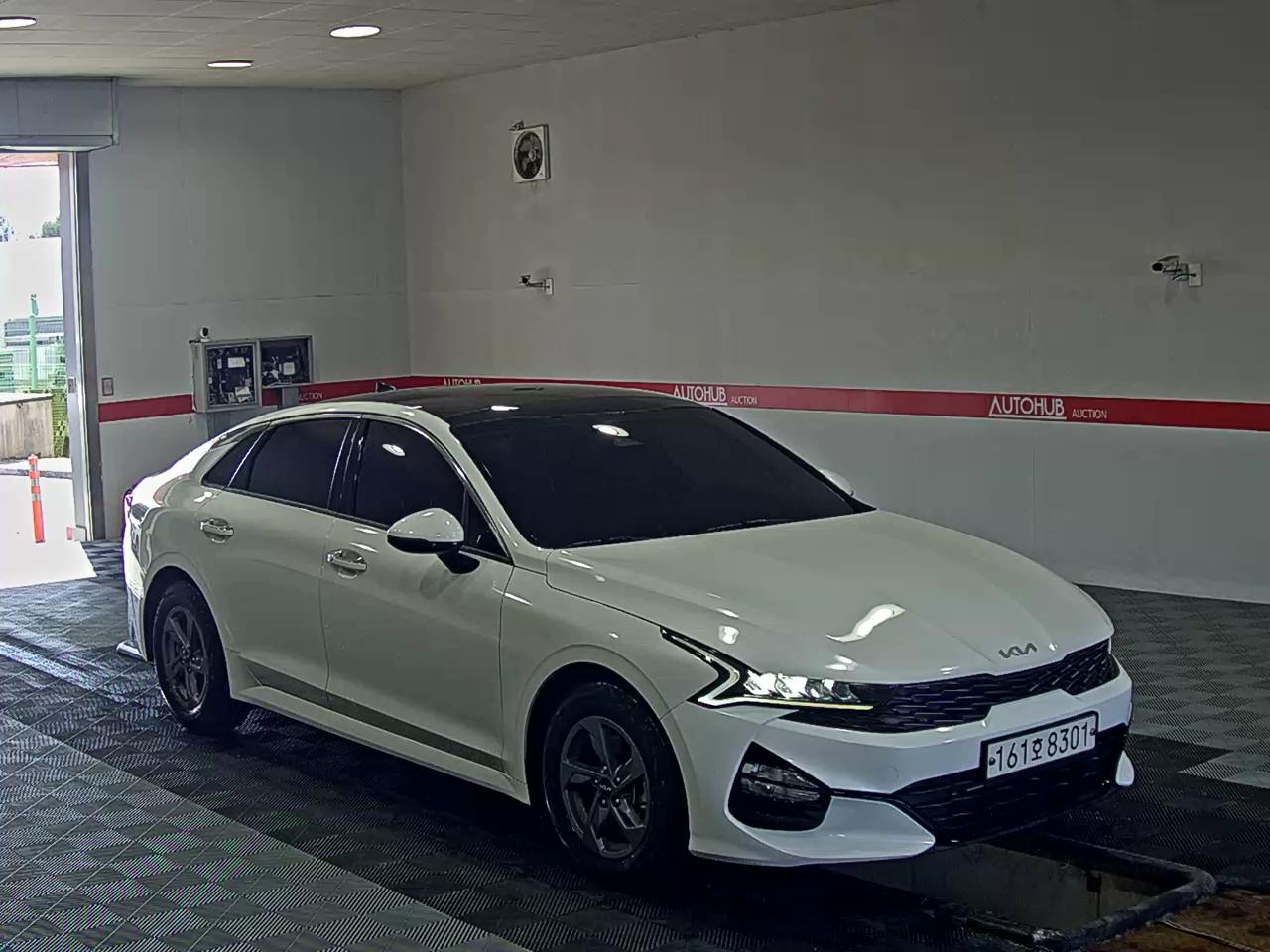 2022 - kia k5