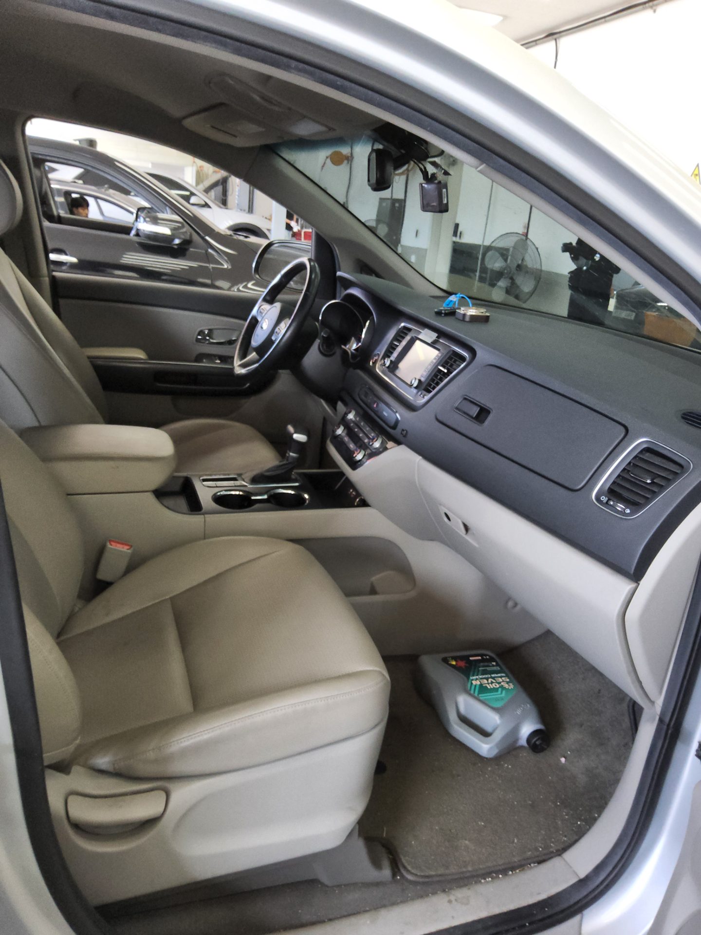 2020 - kia carnival