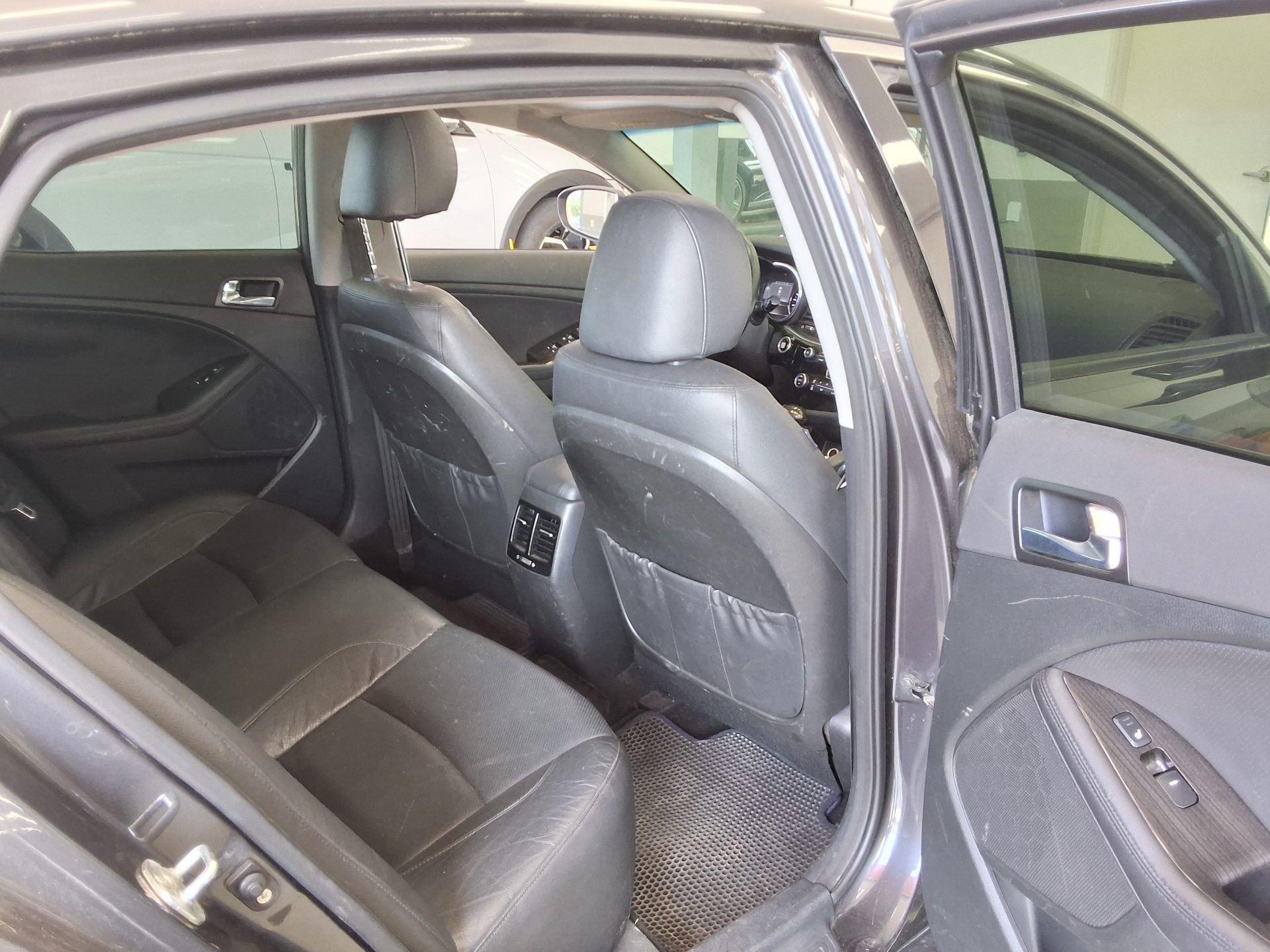 2014 - kia k5