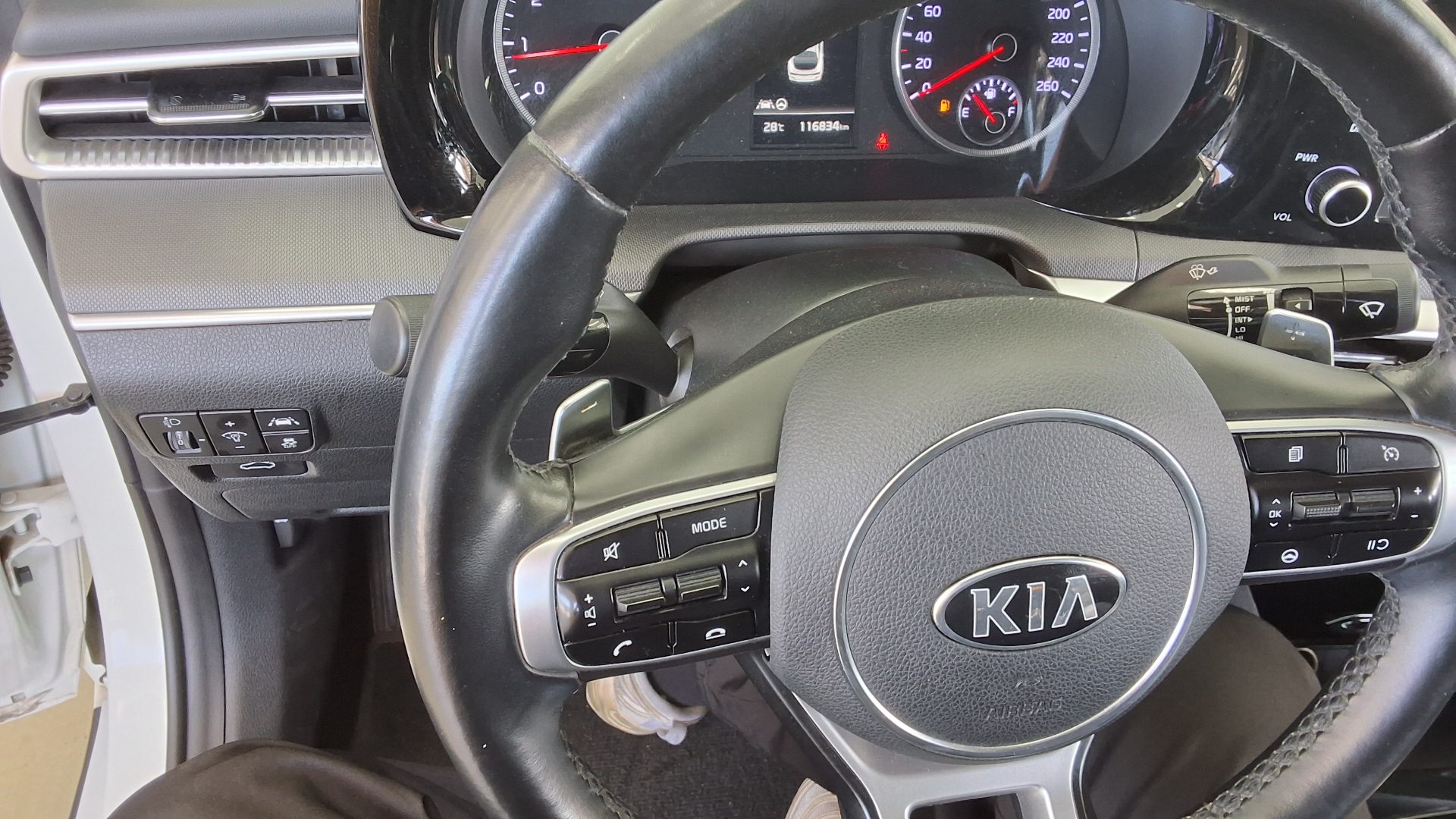 2021 - kia k5