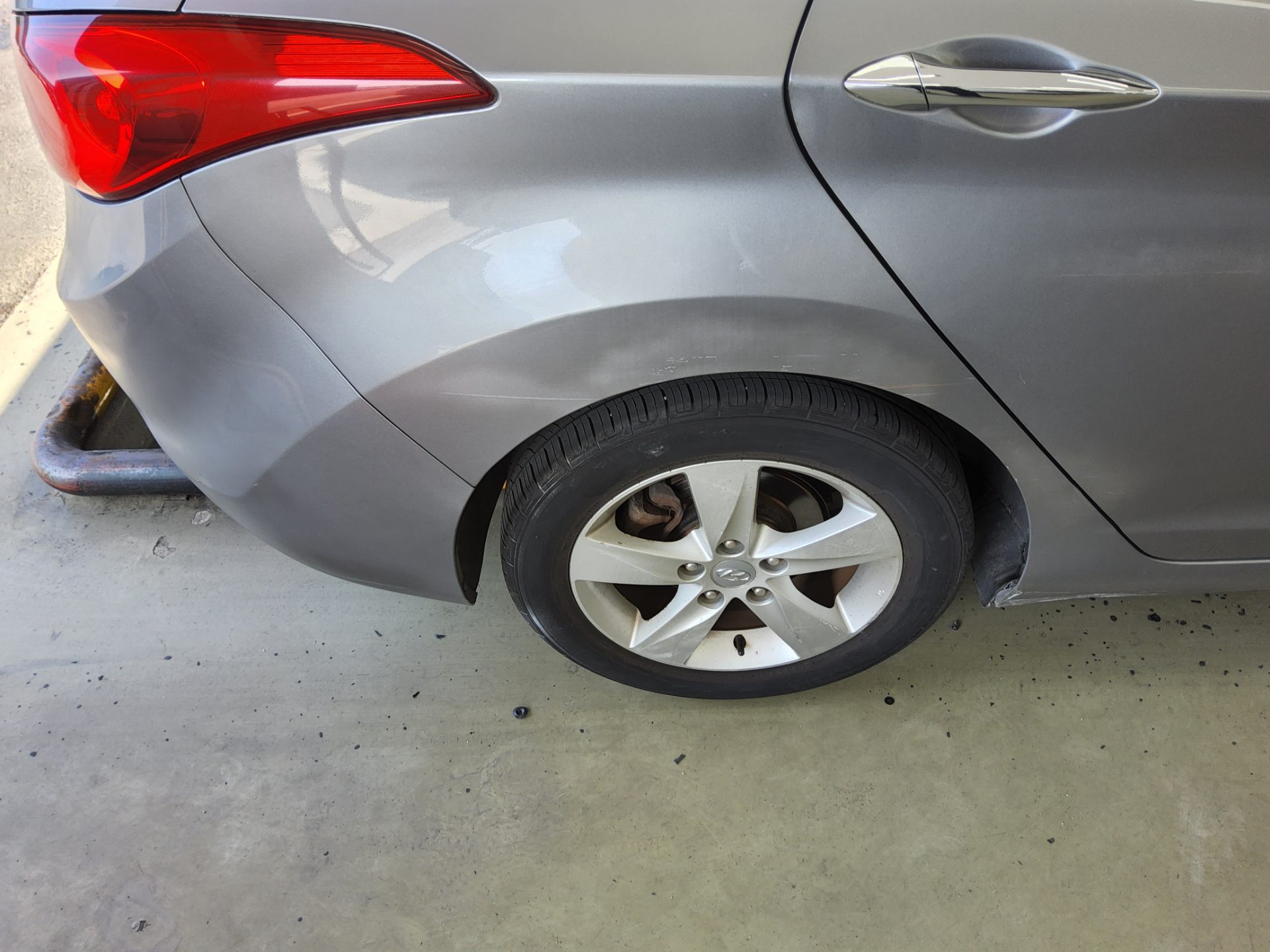 2011 - hyundai avante