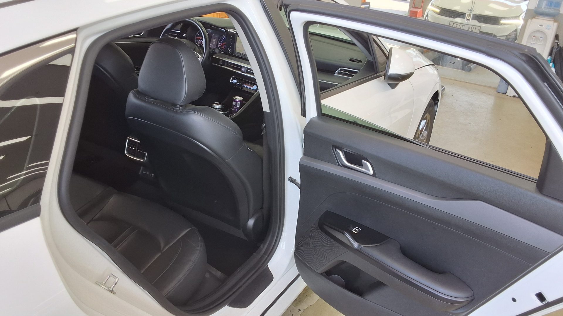 2021 - kia k5