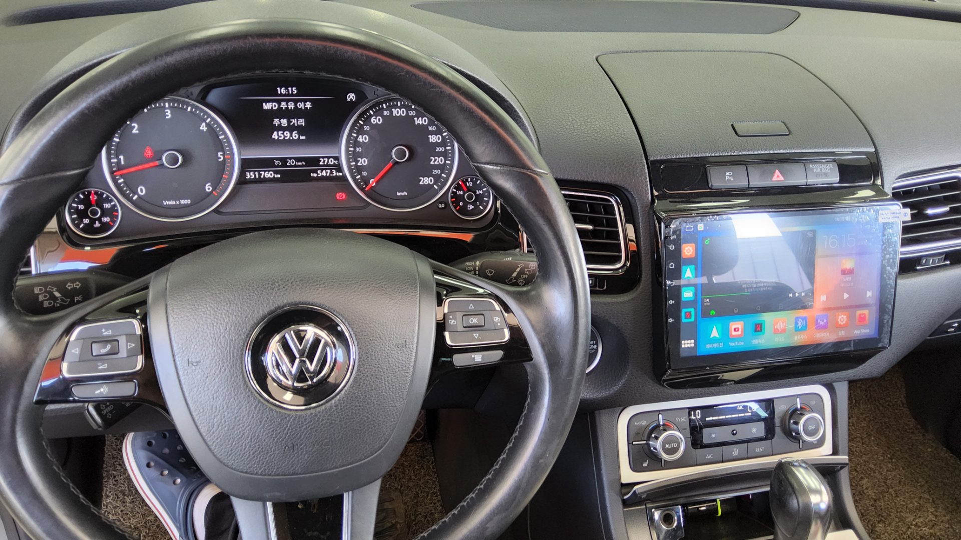 2014 - volkswagen touareg