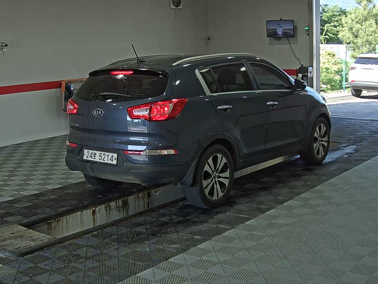 2012 - kia sportage