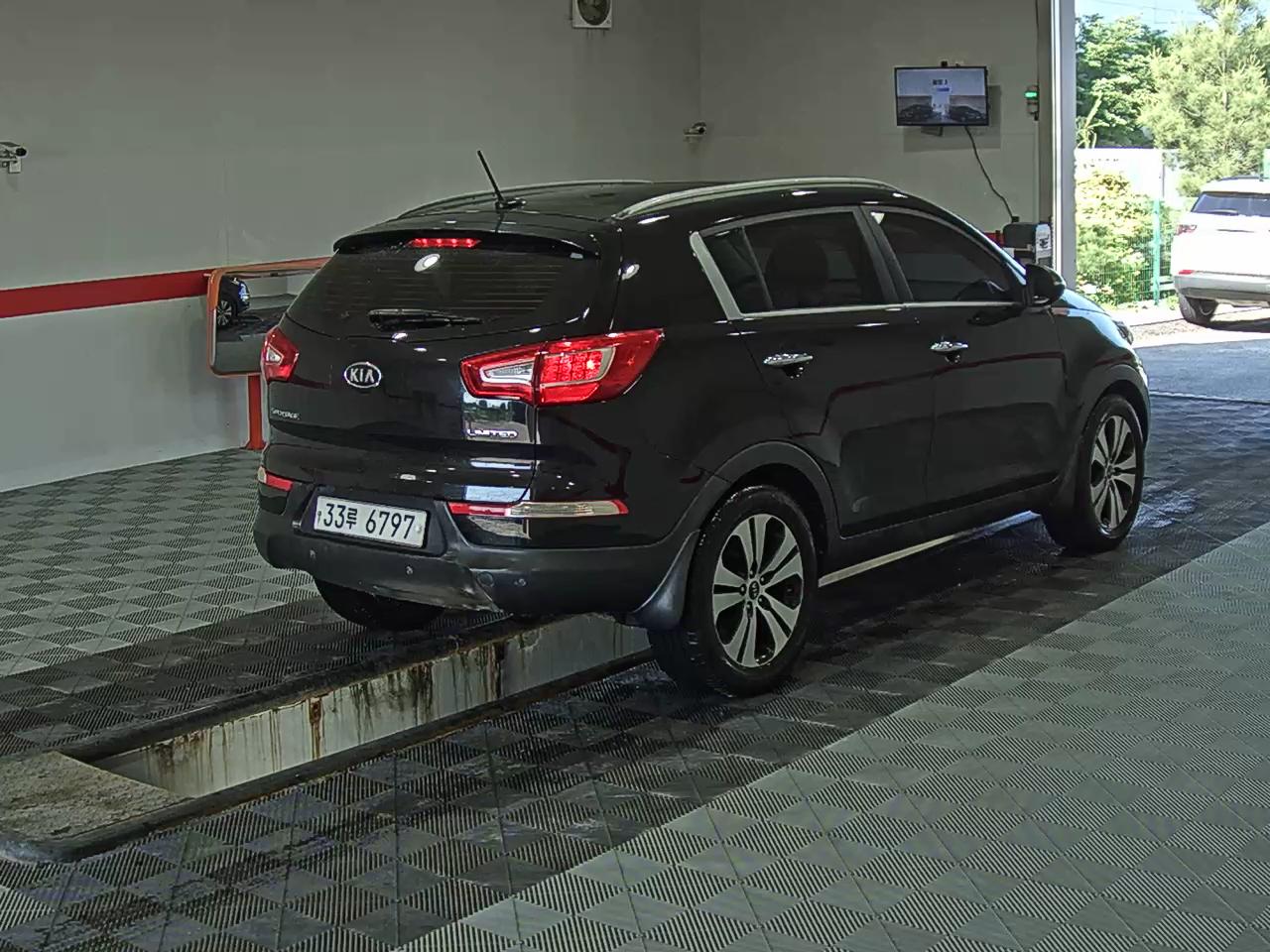 2011 - kia sportage