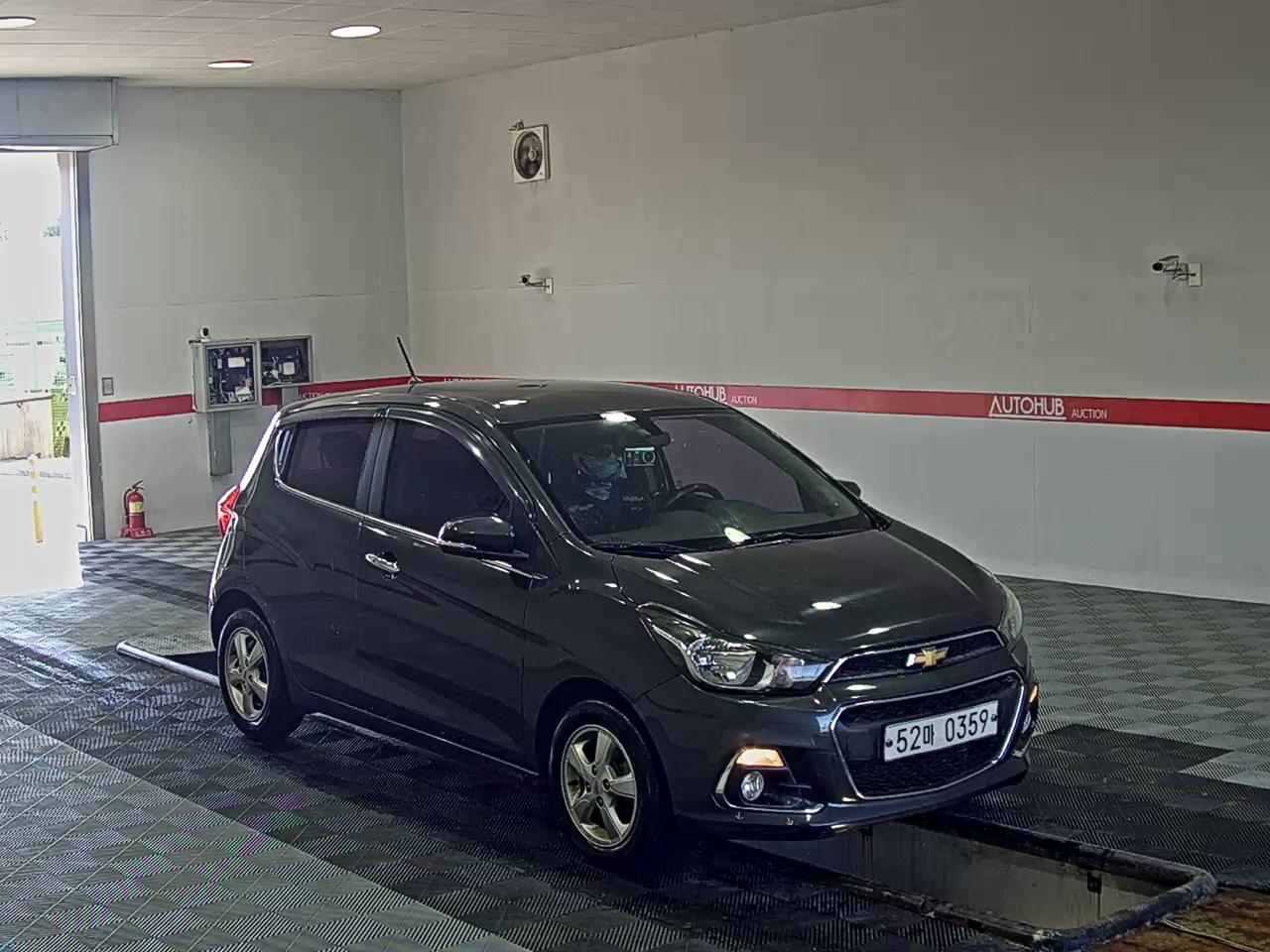 2017 - chevrolet spark
