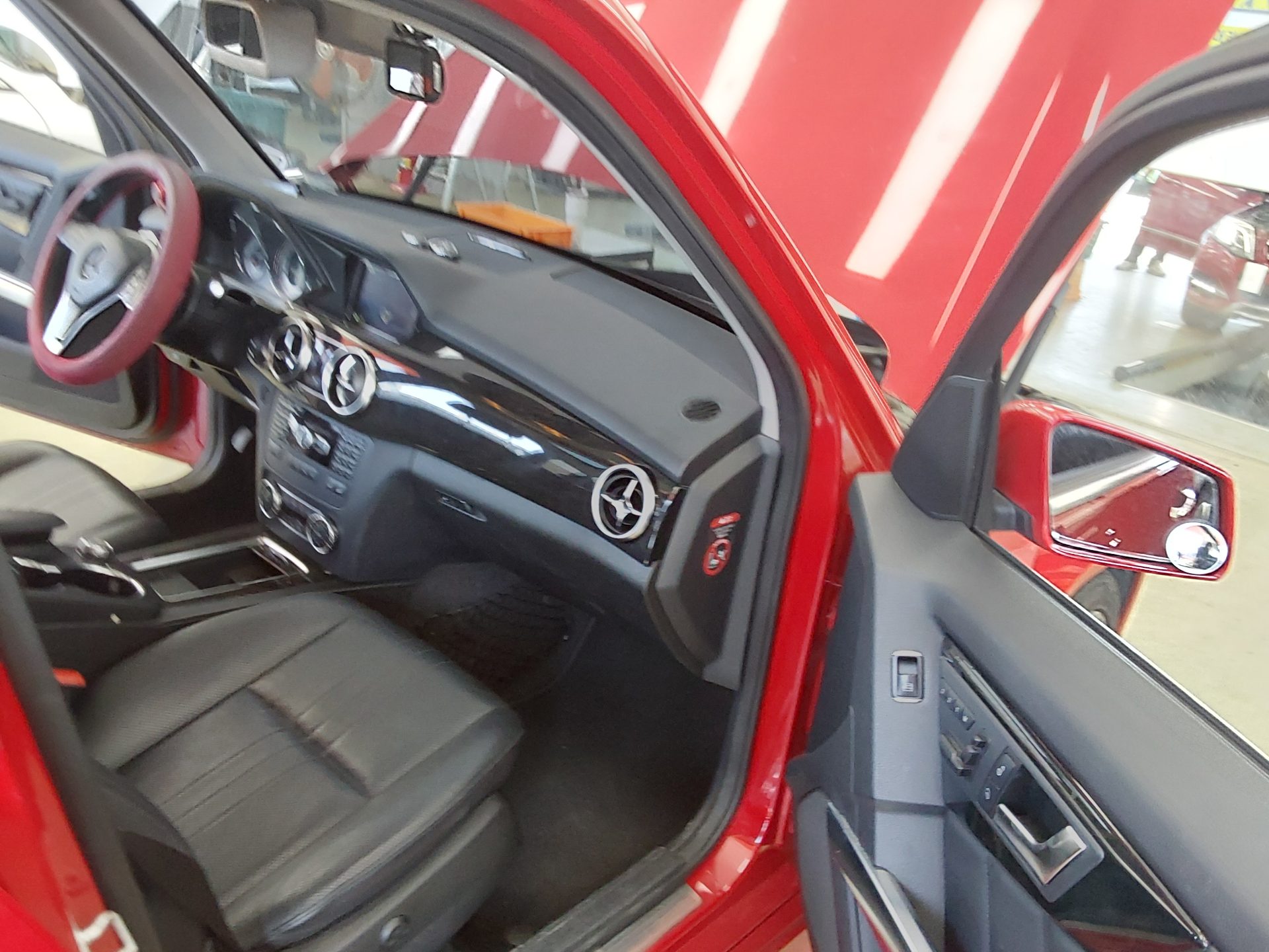 2014 - mercedes-benz glk220