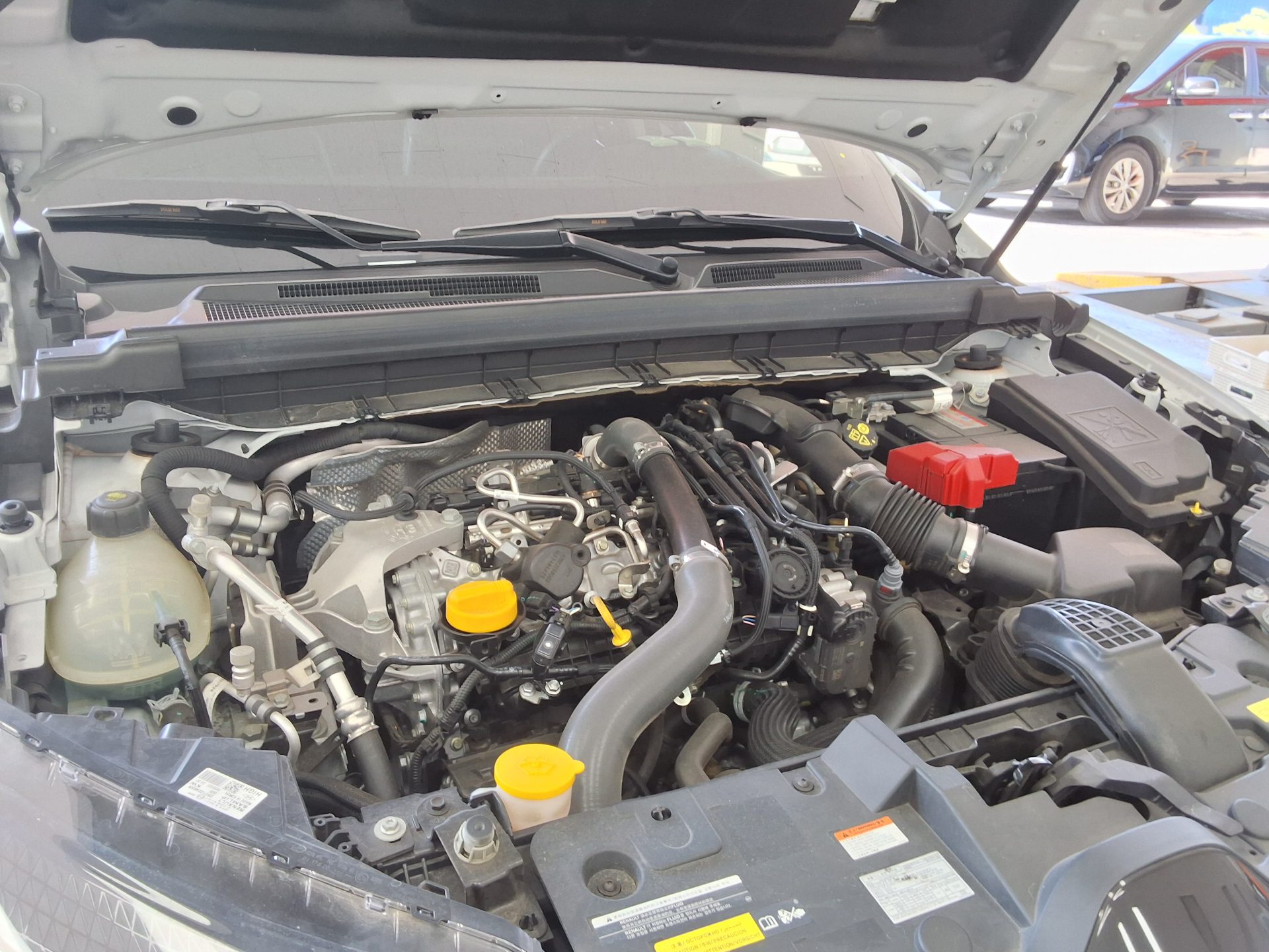 2020 - renault xm3