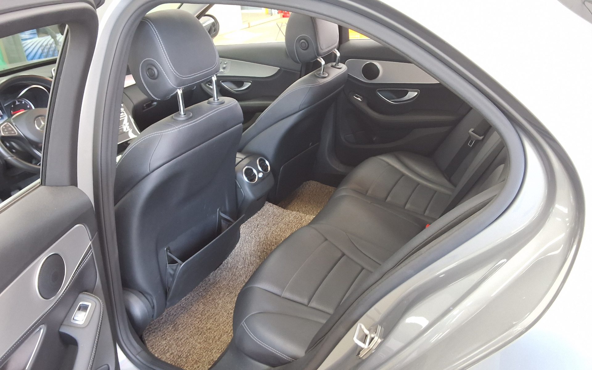 2015 - mercedes-benz c220