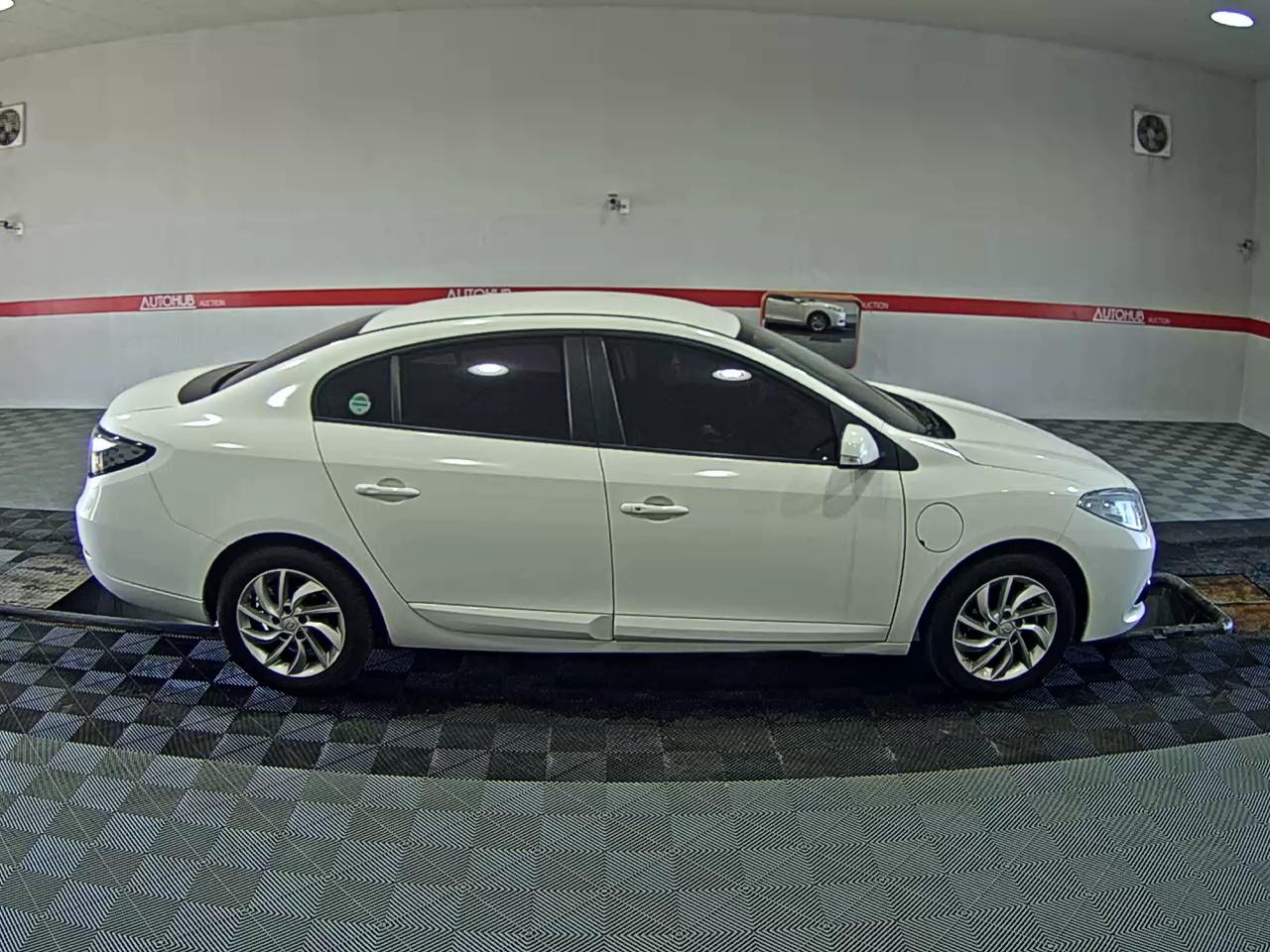 2016 - renault sm3