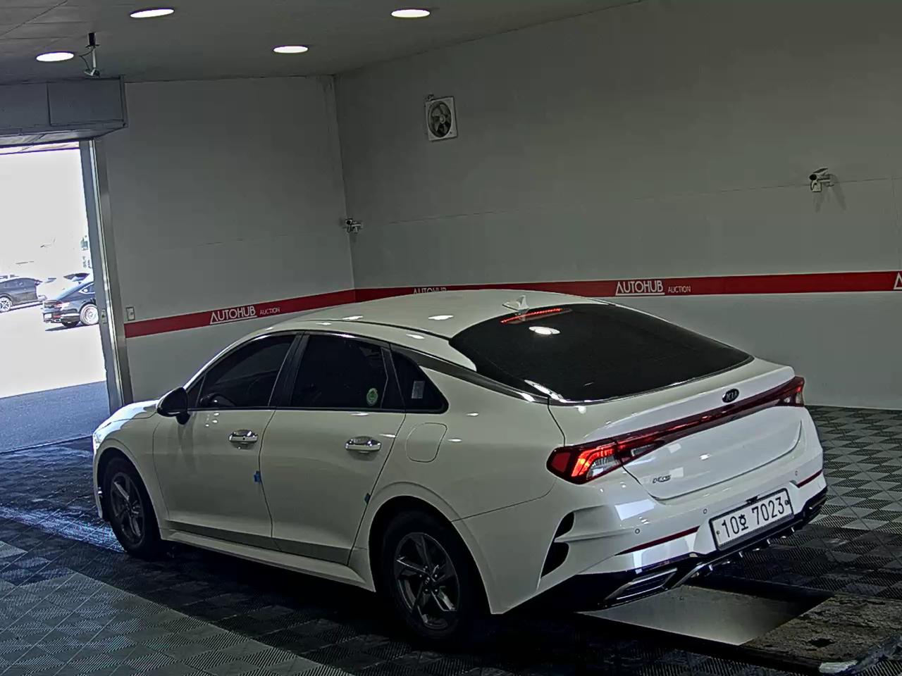 2021 - kia k5