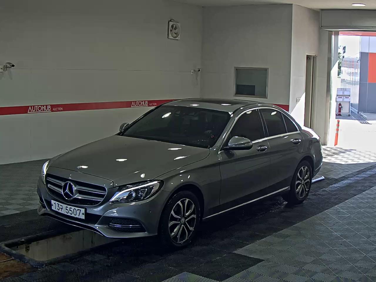 MERCEDES-BENZ C-CLASS (4TH GEN) C220 CDI BLUETEC AVANTGARDE