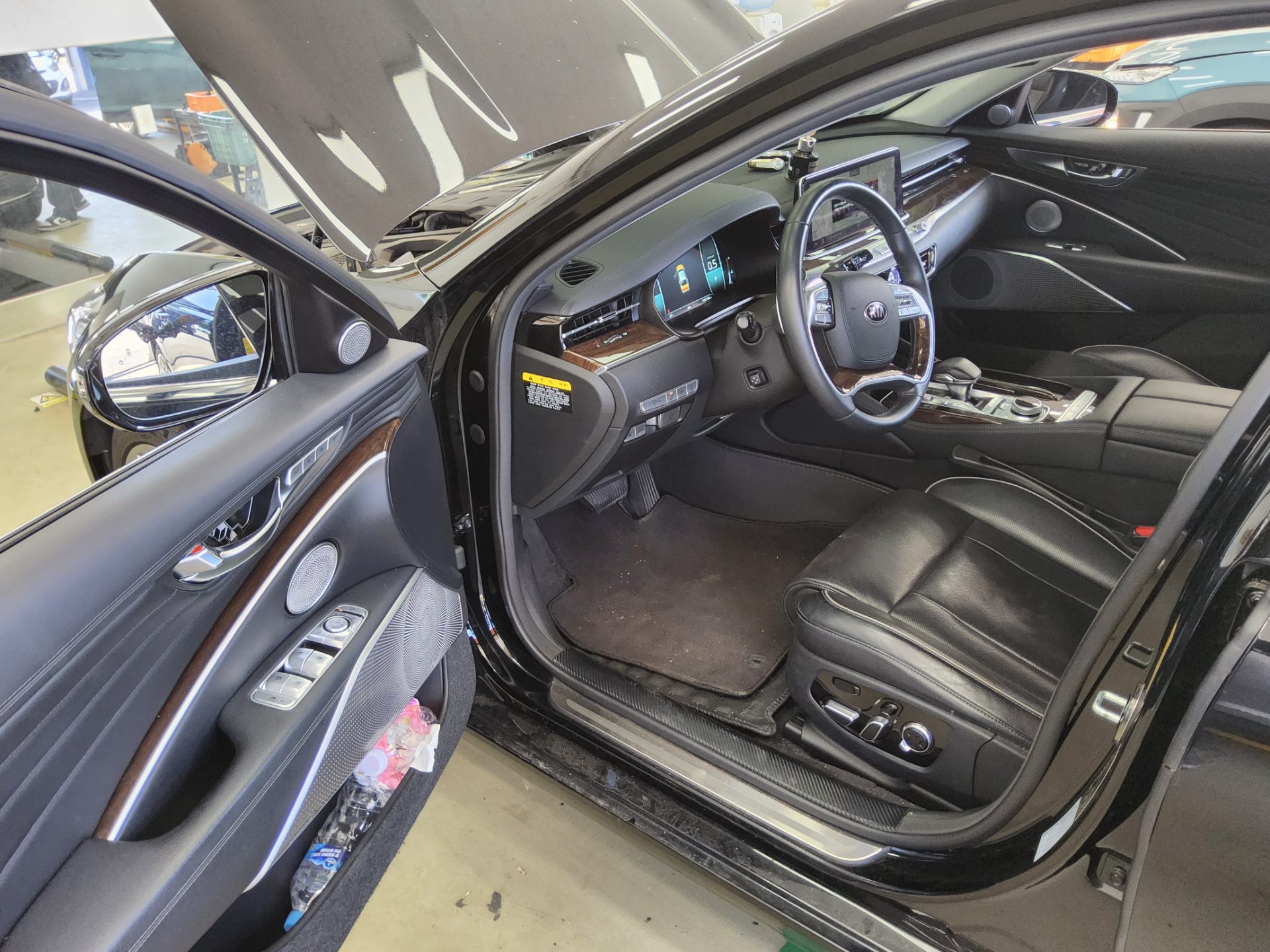 2020 - kia k9