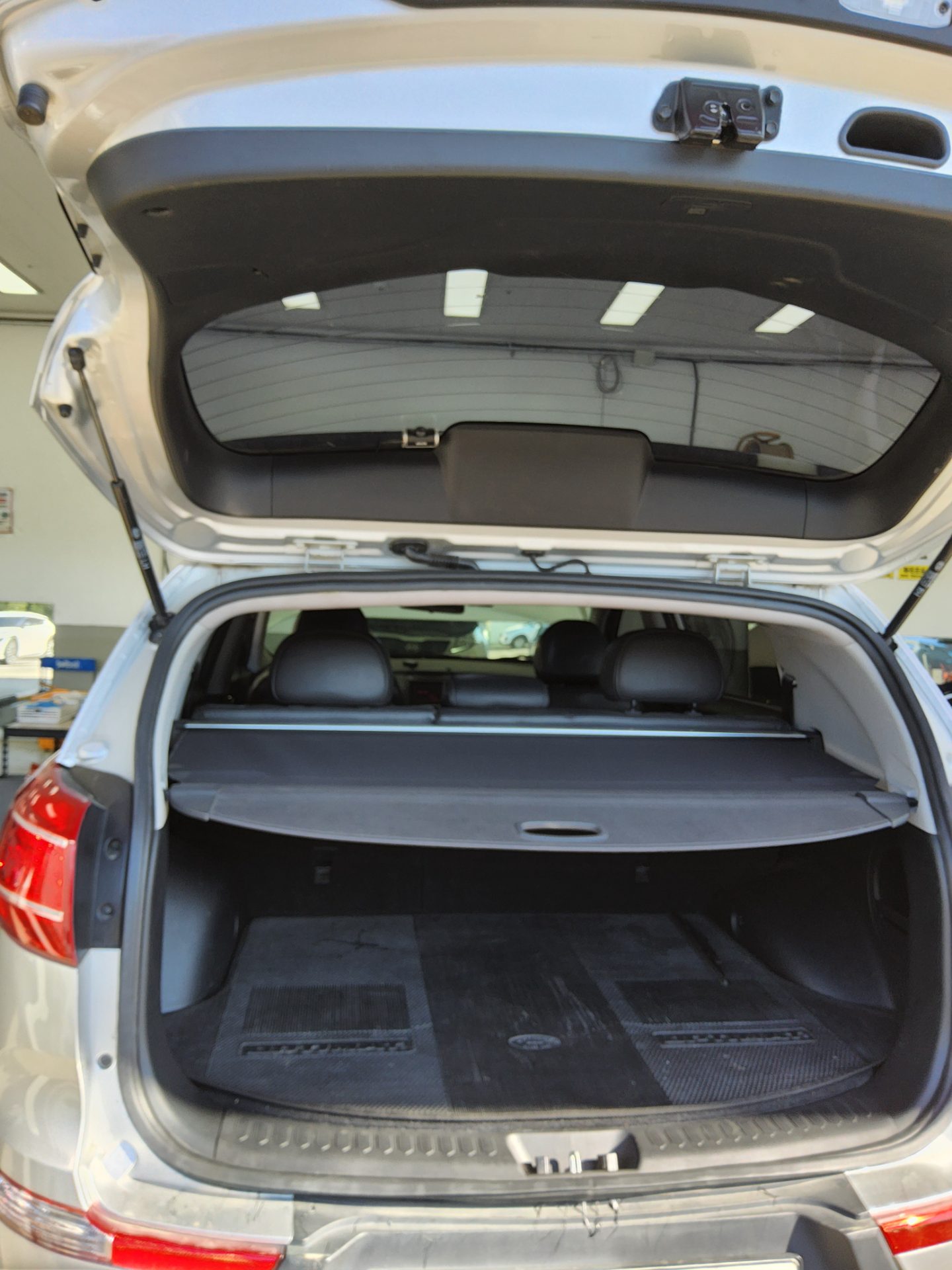 2011 - kia sportage