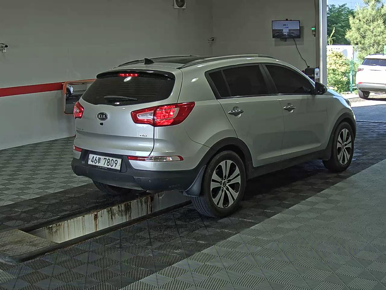 2011 - kia sportage