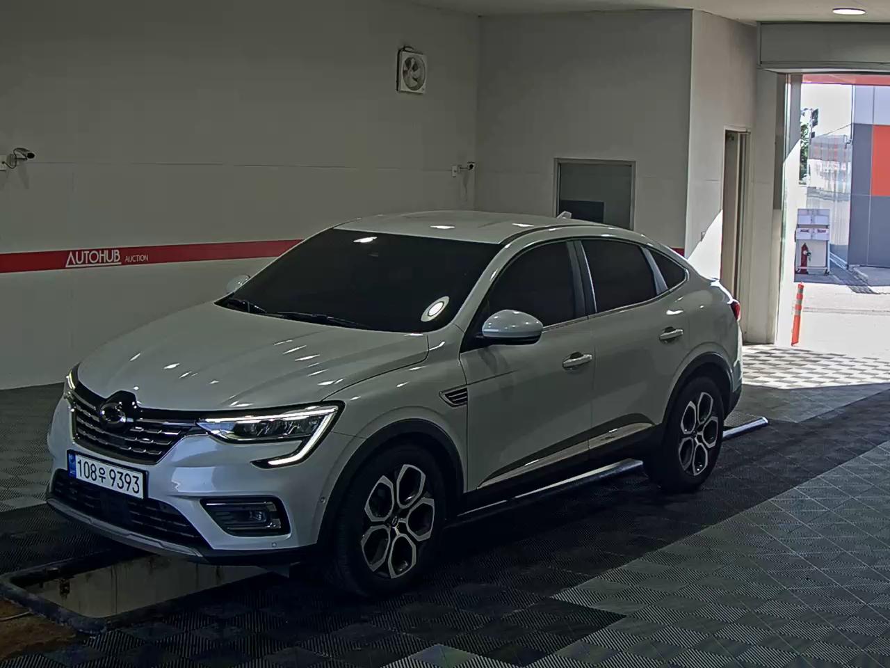 2020 - renault xm3