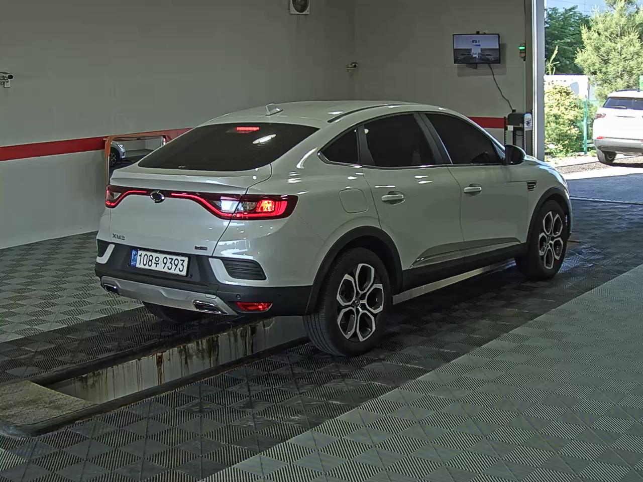 2020 - renault xm3