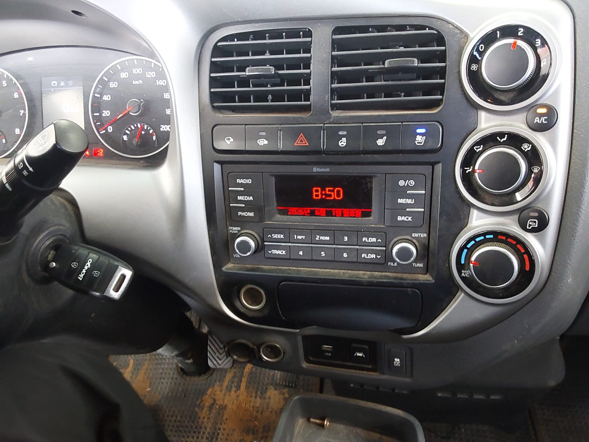 2022 - kia bongo