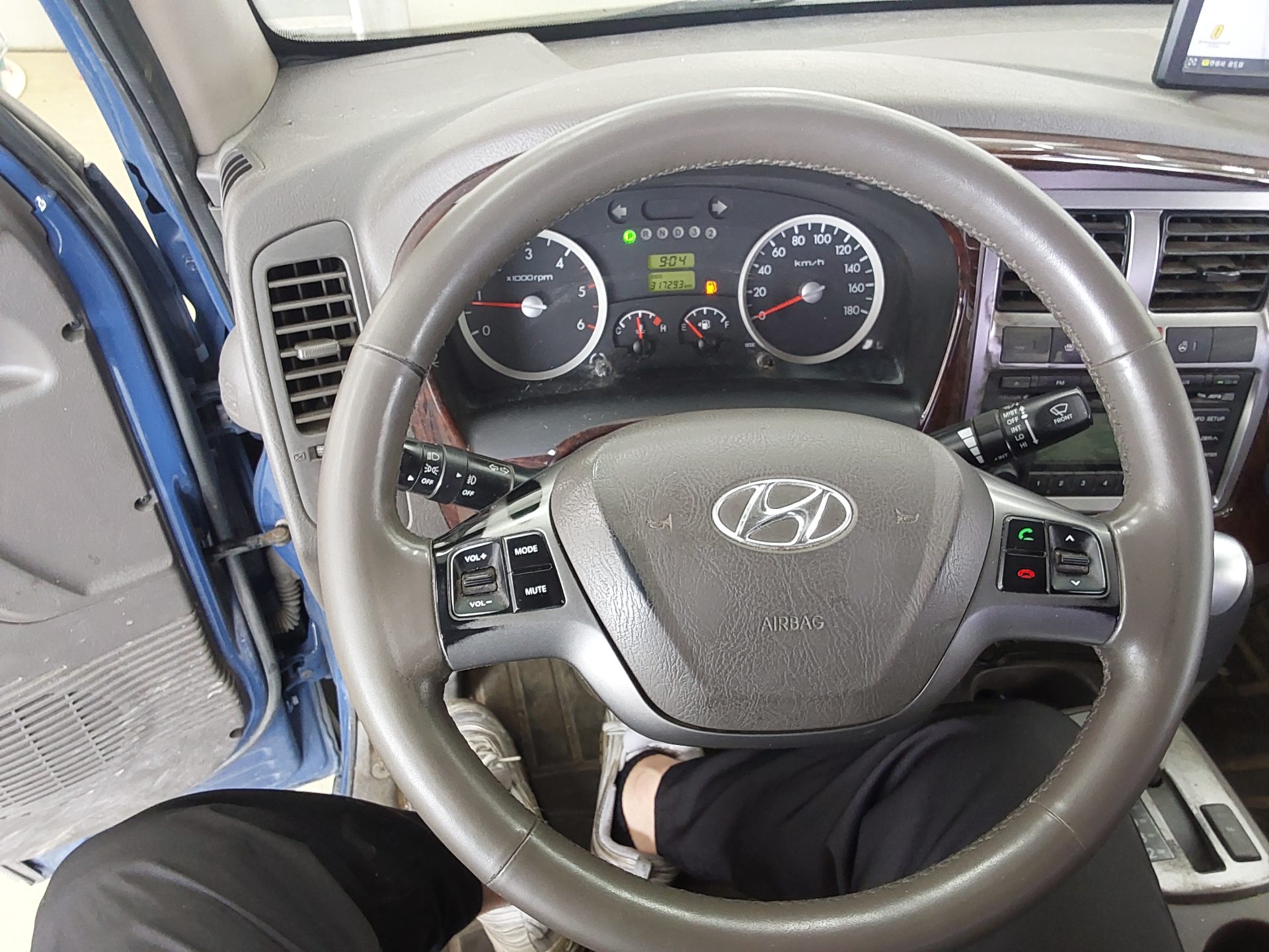 2017 - hyundai porter
