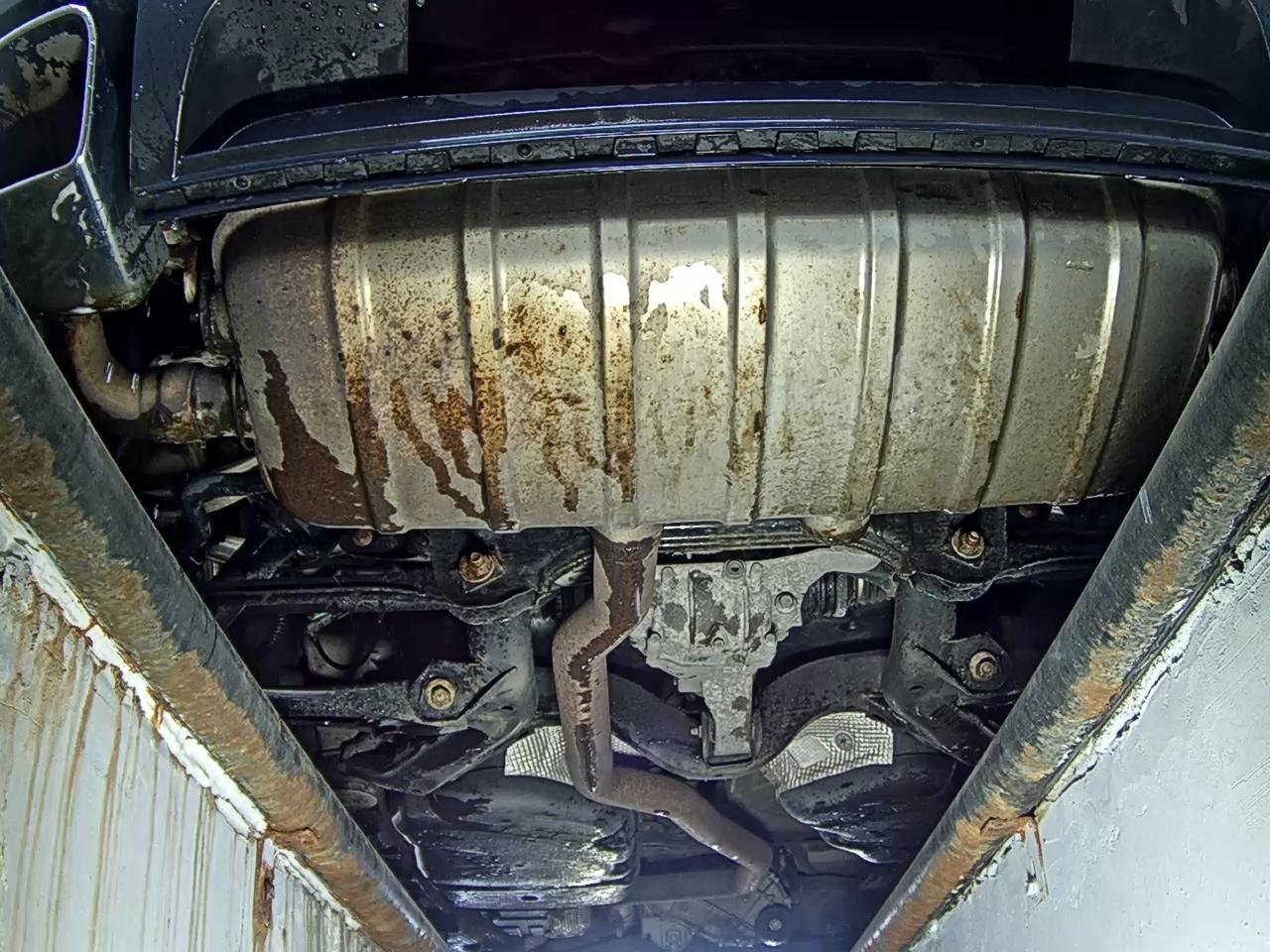 2014 - volkswagen touareg