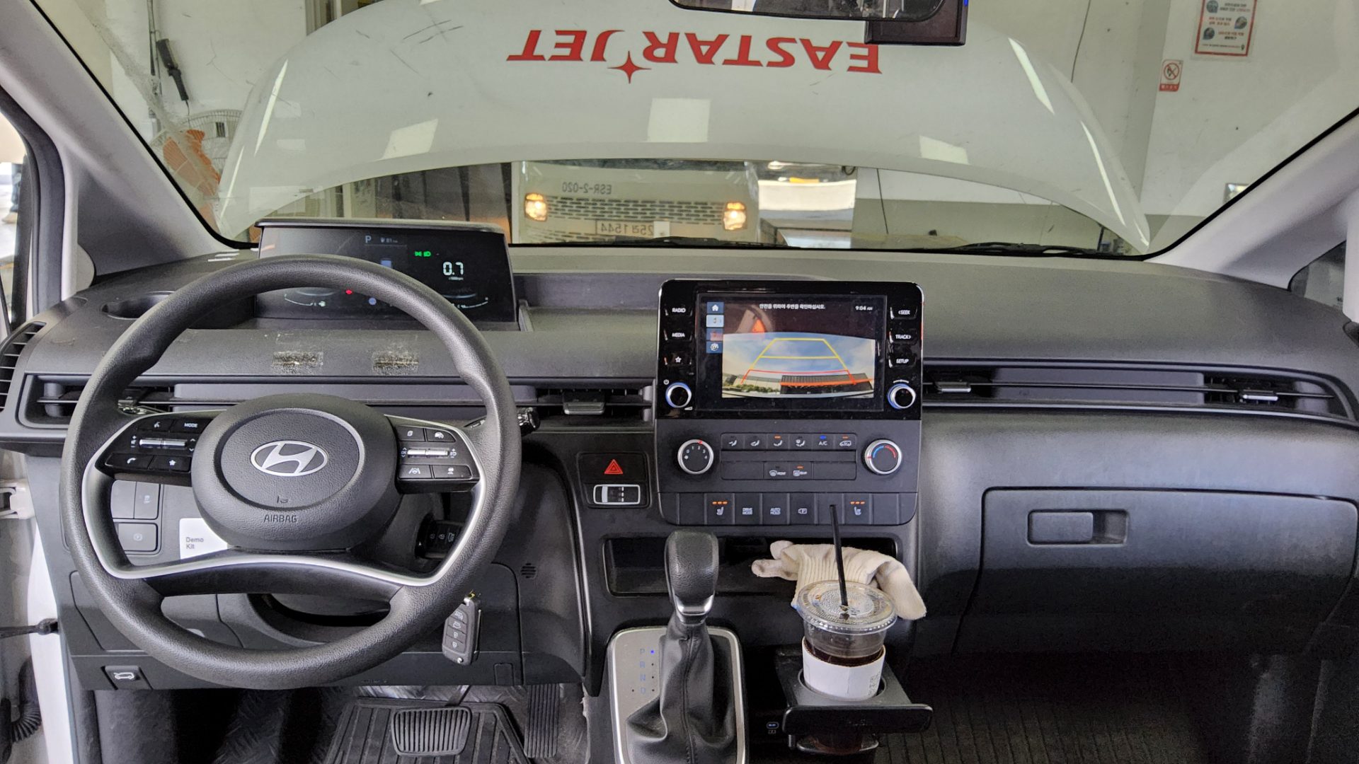 2025 - hyundai staria