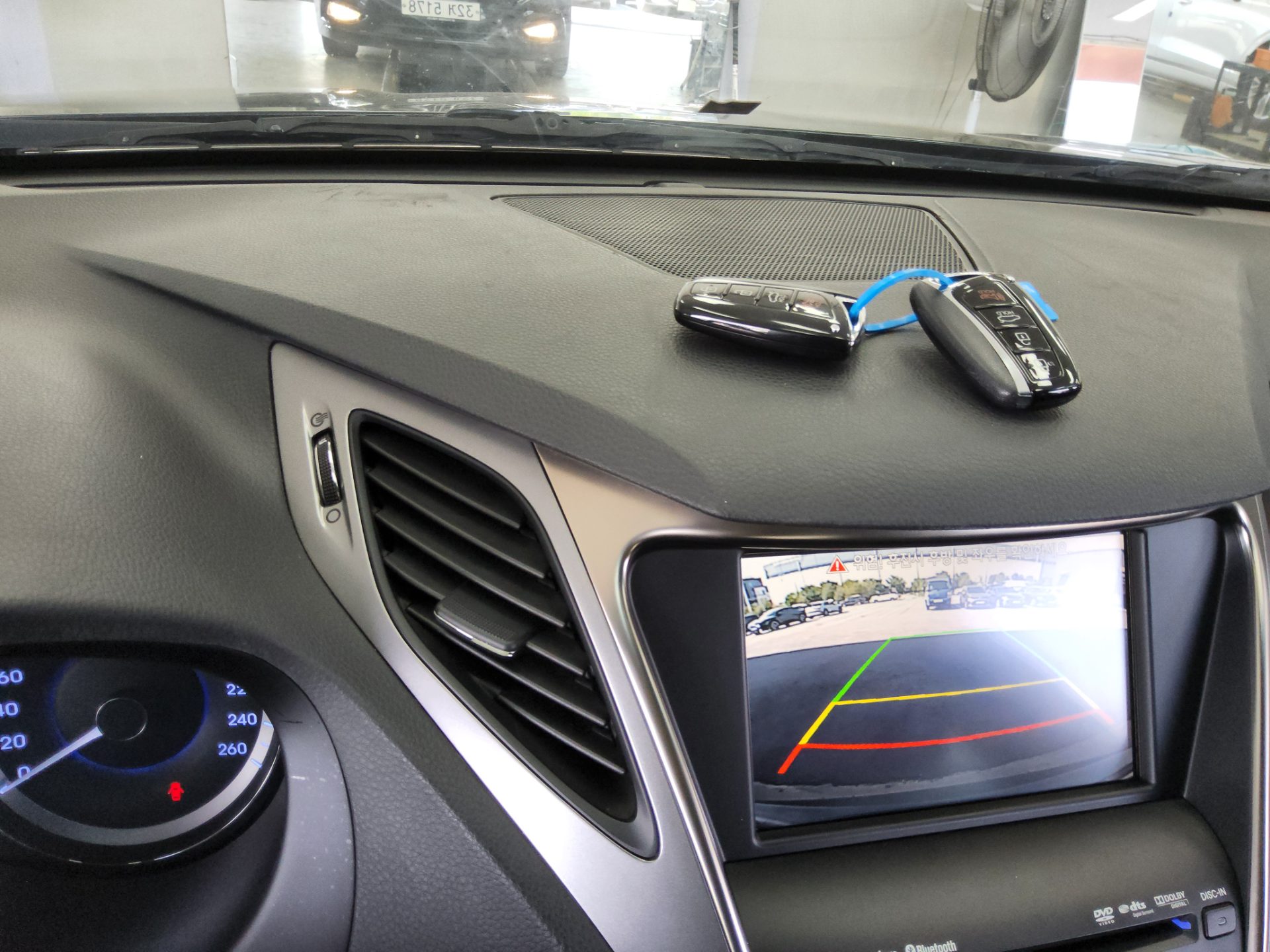 2011 - hyundai grandeur