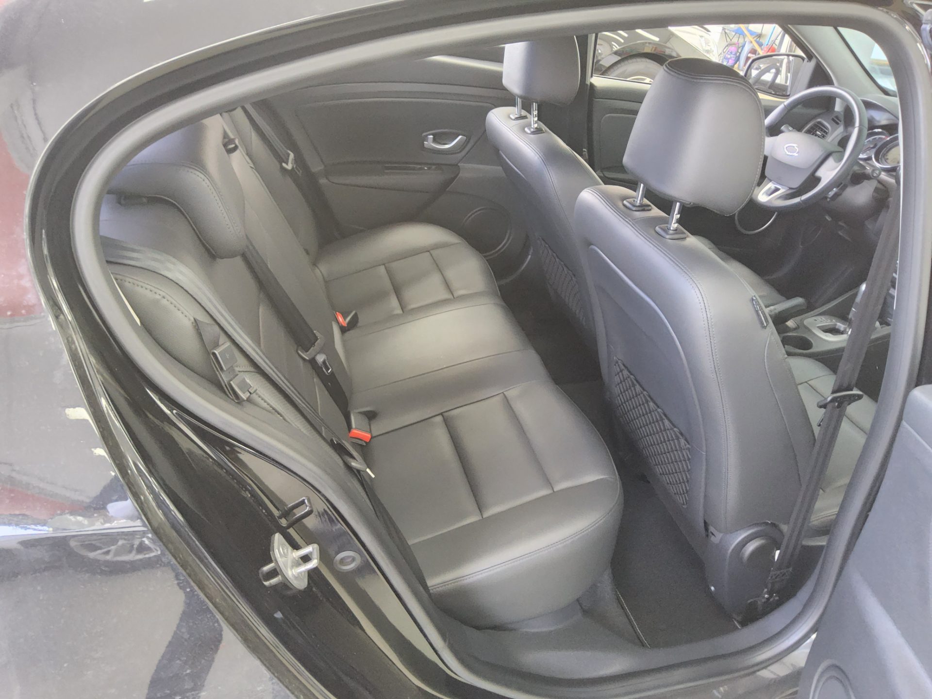 2017 - renault sm3
