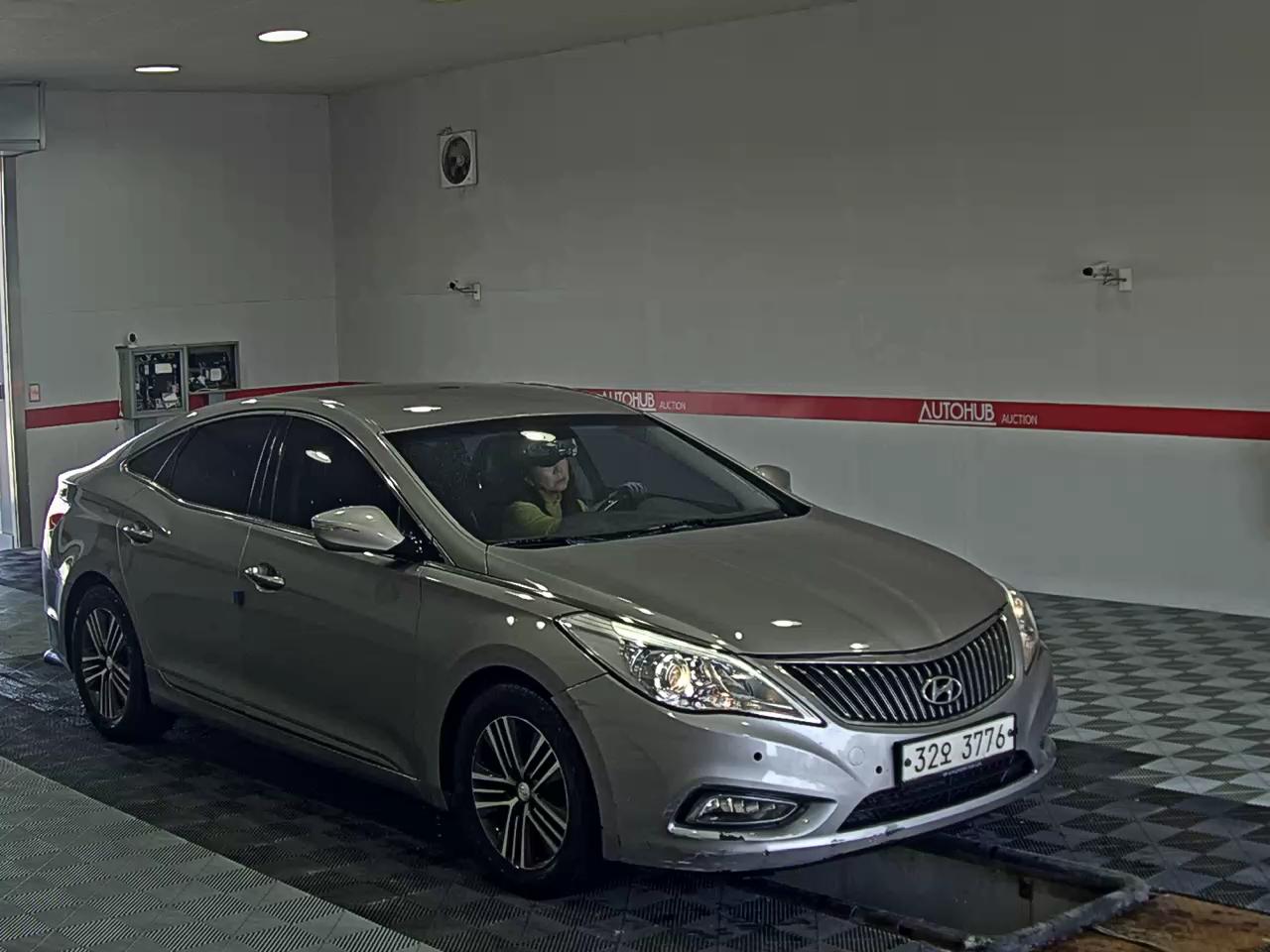 2014 - hyundai grandeur