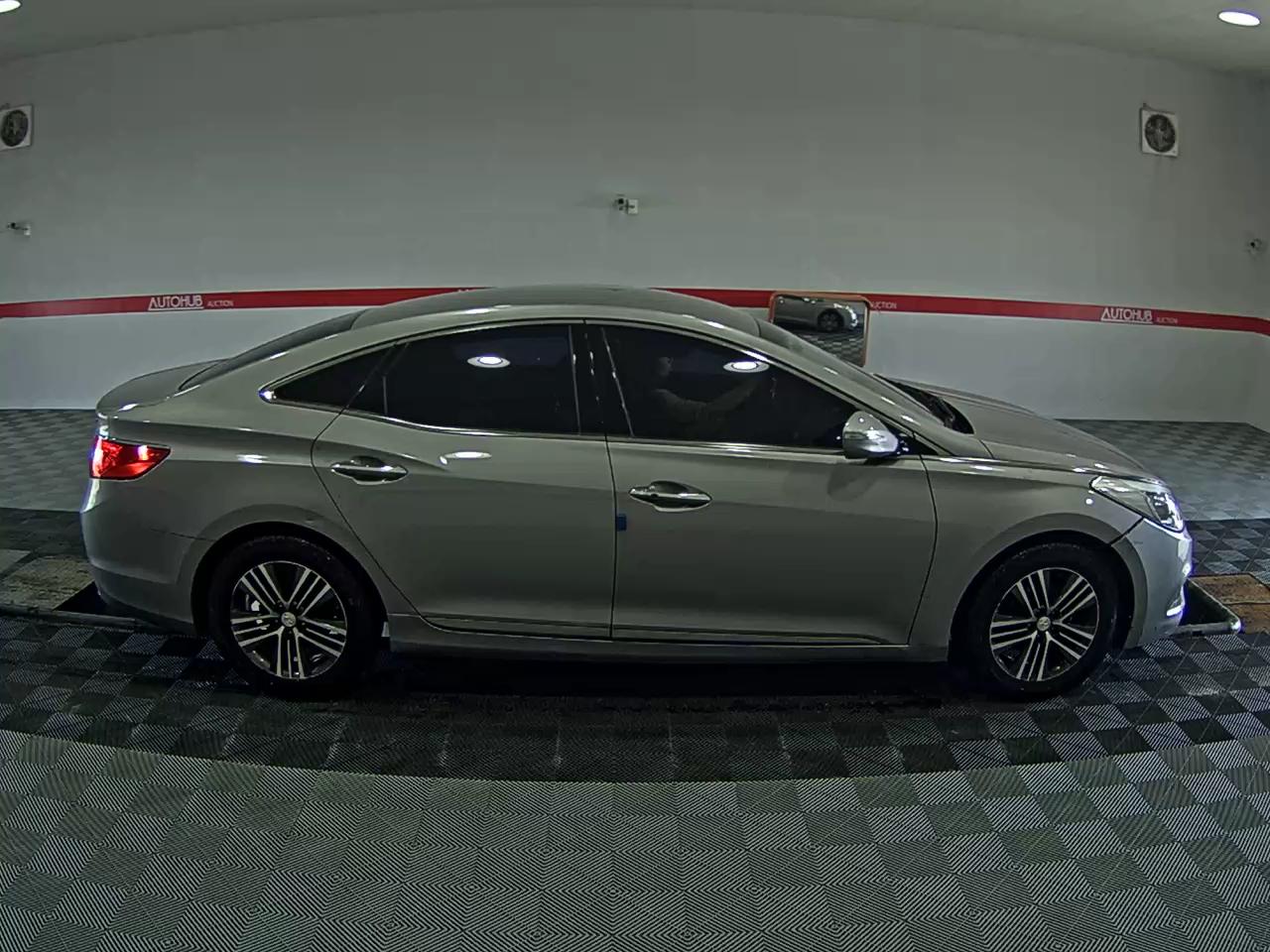 2014 - hyundai grandeur