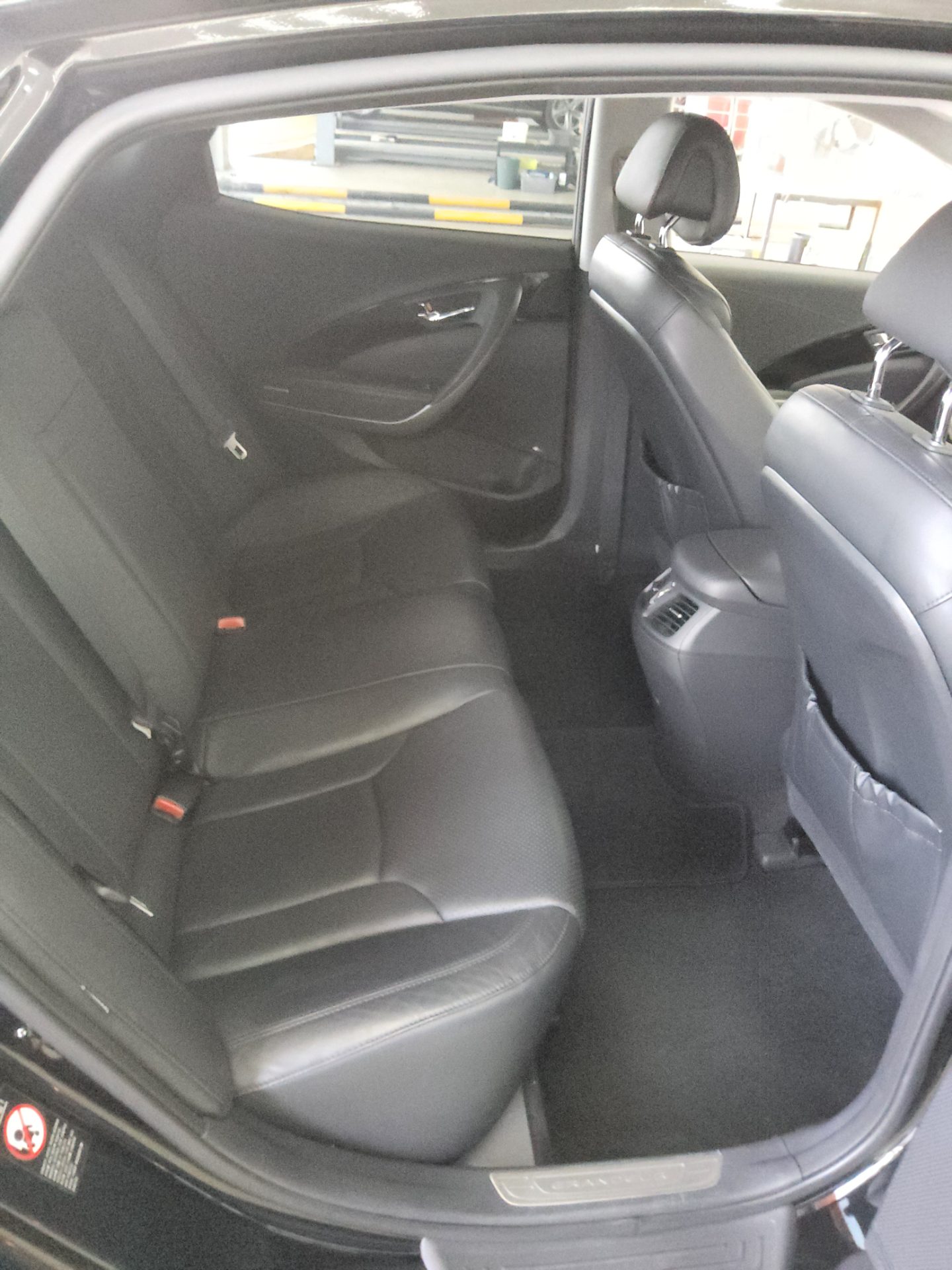 2011 - hyundai grandeur