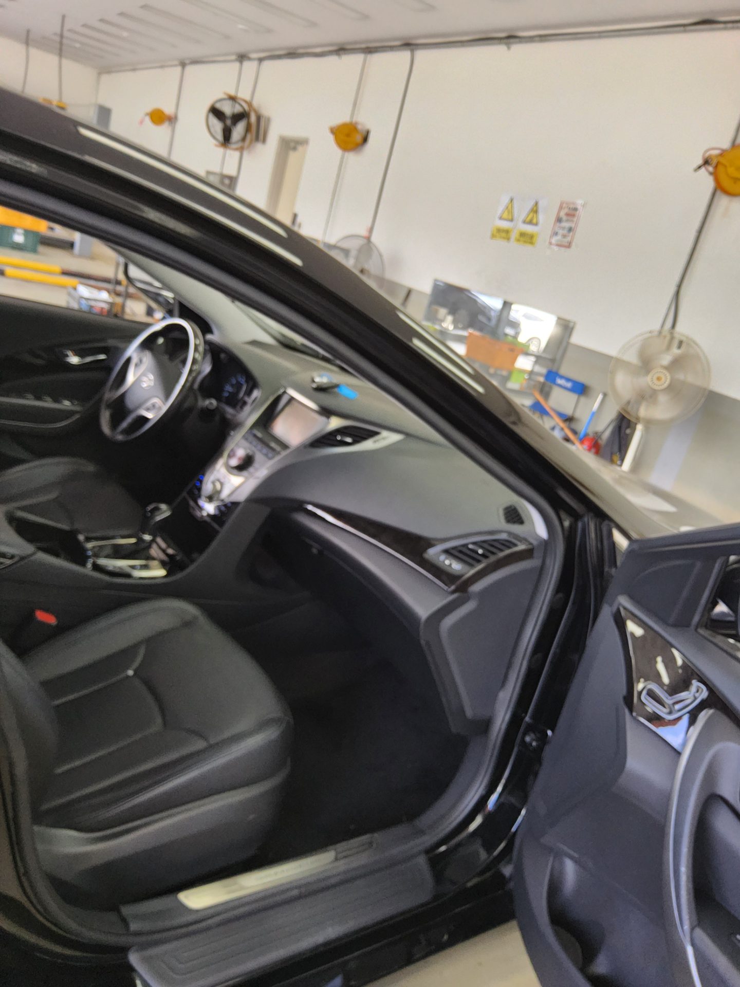 2011 - hyundai grandeur