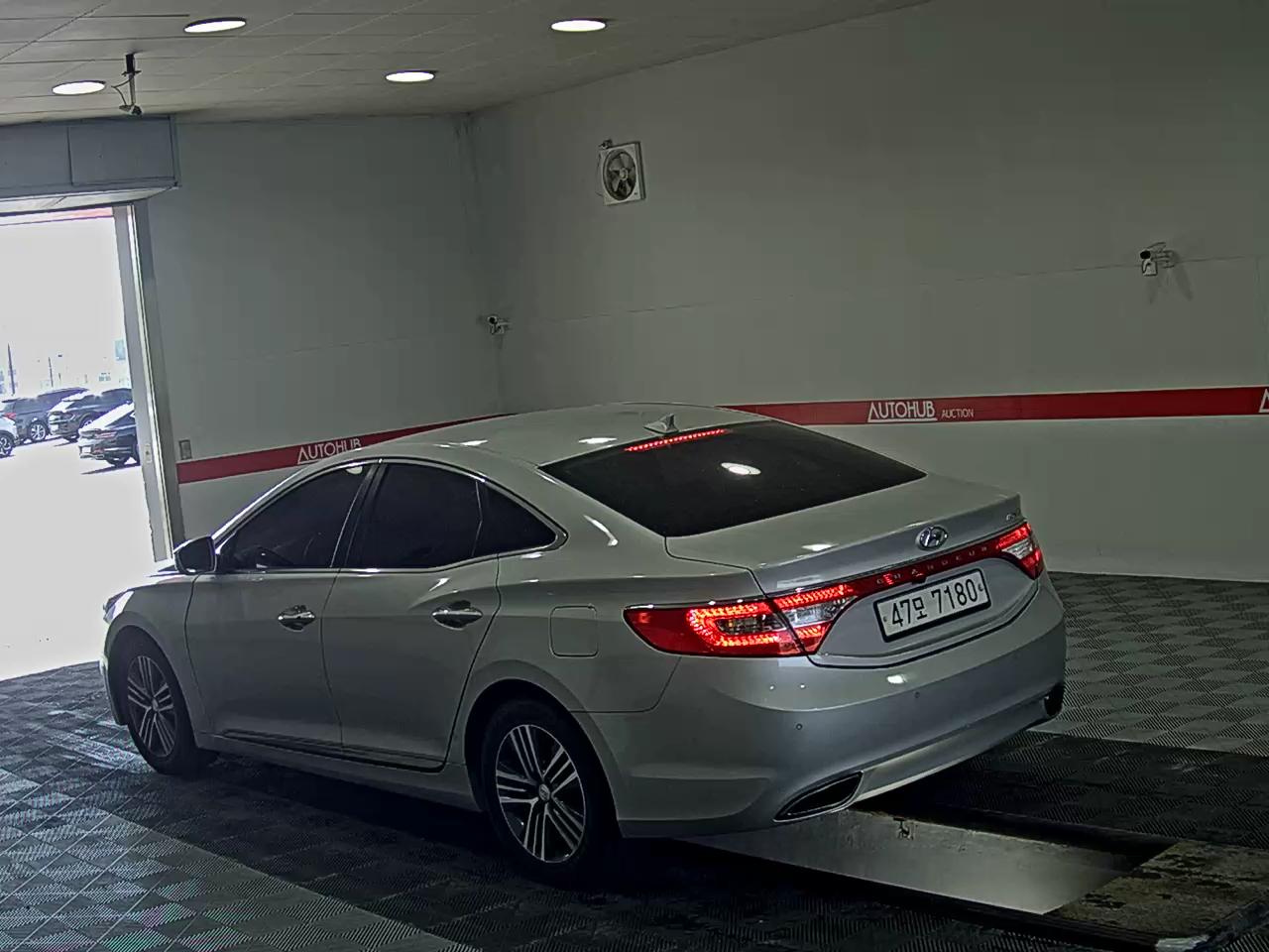2014 - hyundai grandeur