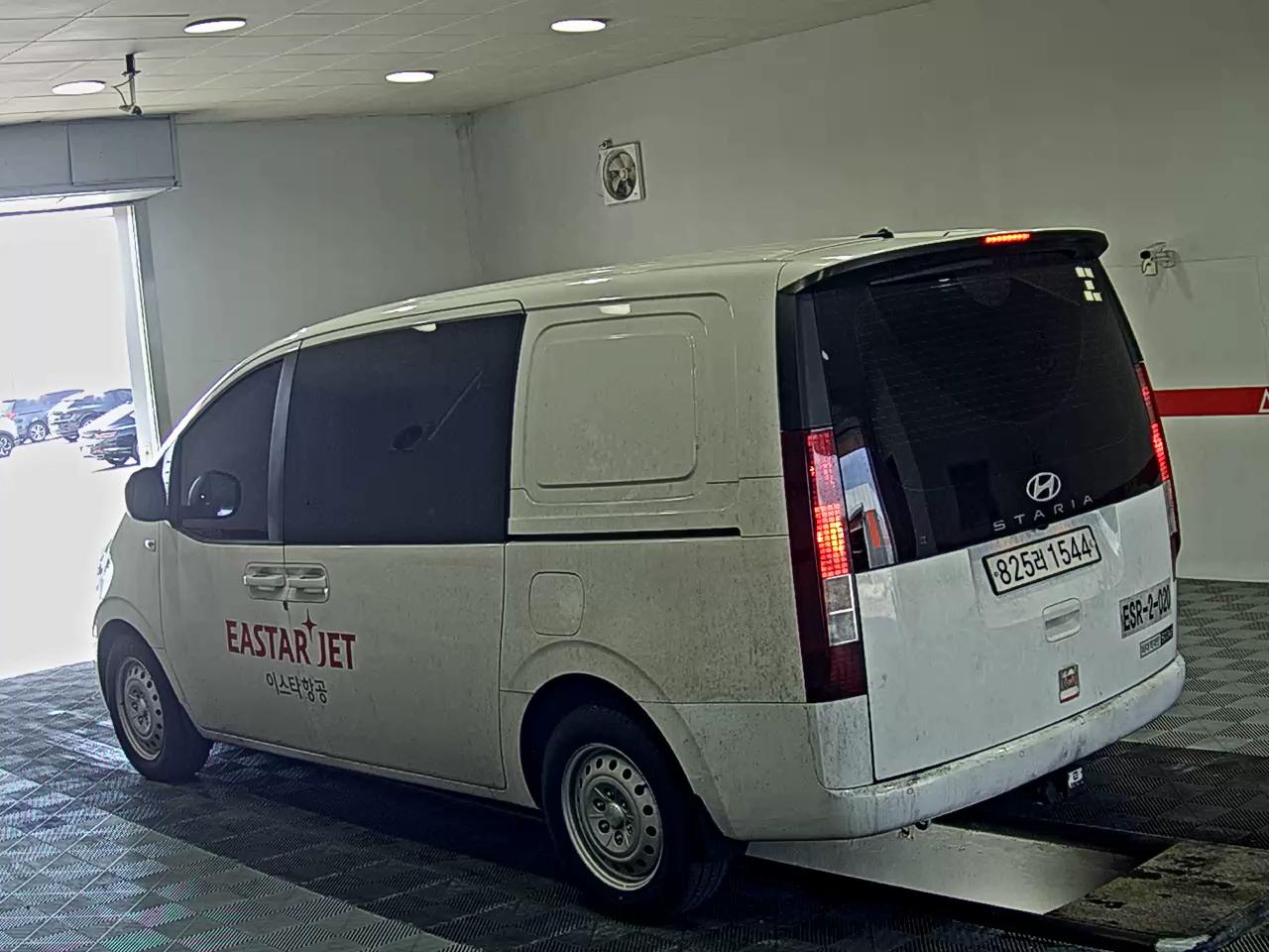 2025 - hyundai staria
