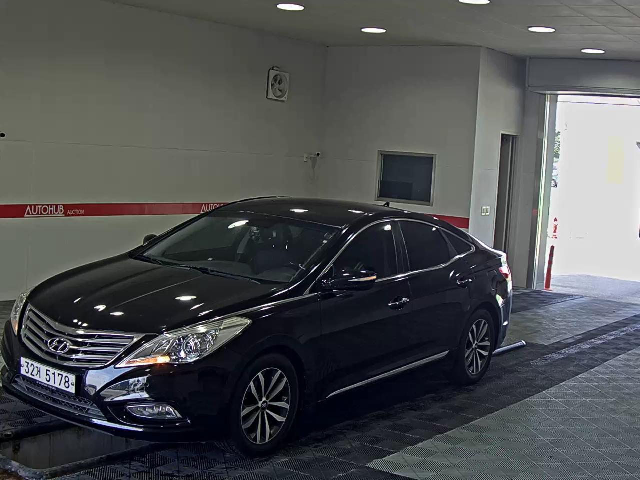 HYUNDAI GRANDEUR HG HG 240
