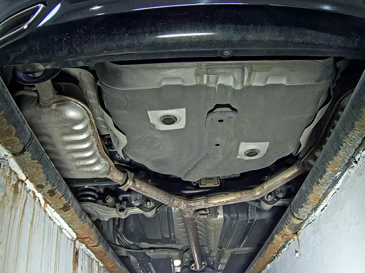 2011 - hyundai grandeur