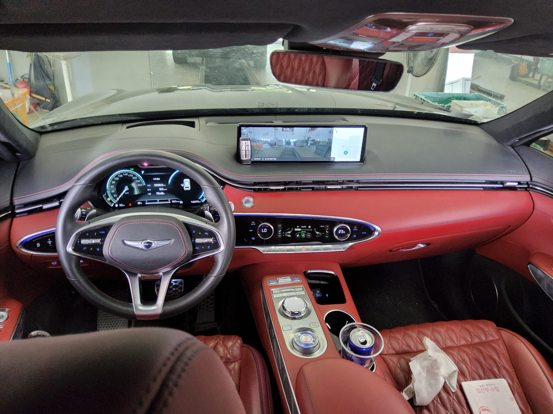 2021 - genesis gv70
