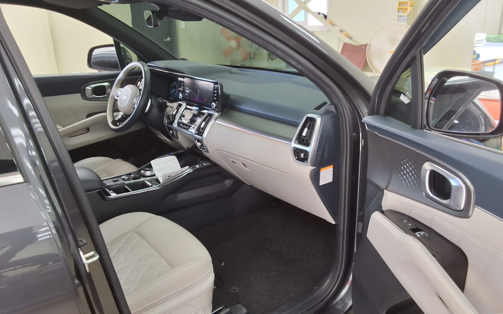 2023 - kia sorento