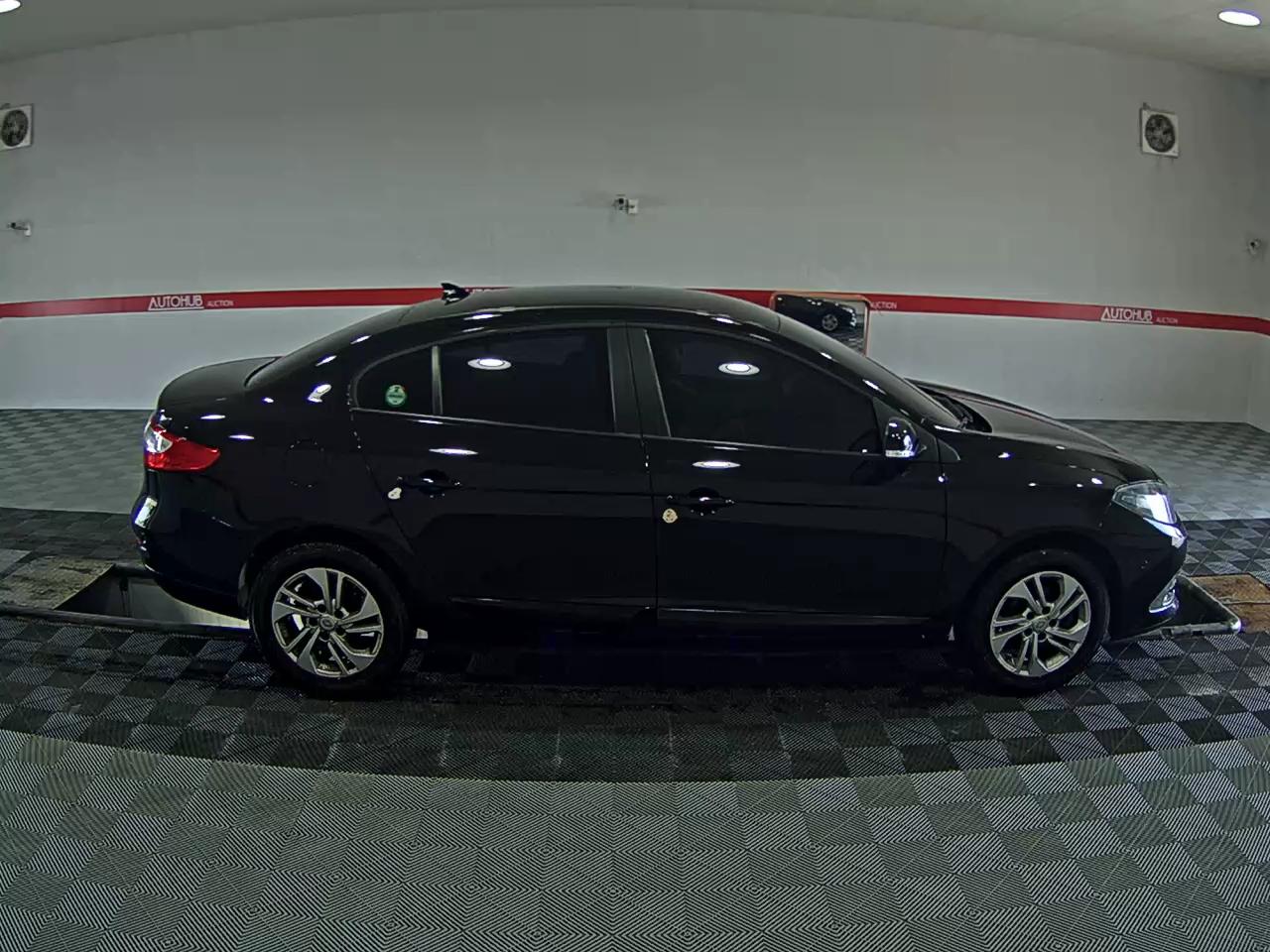 2017 - renault sm3