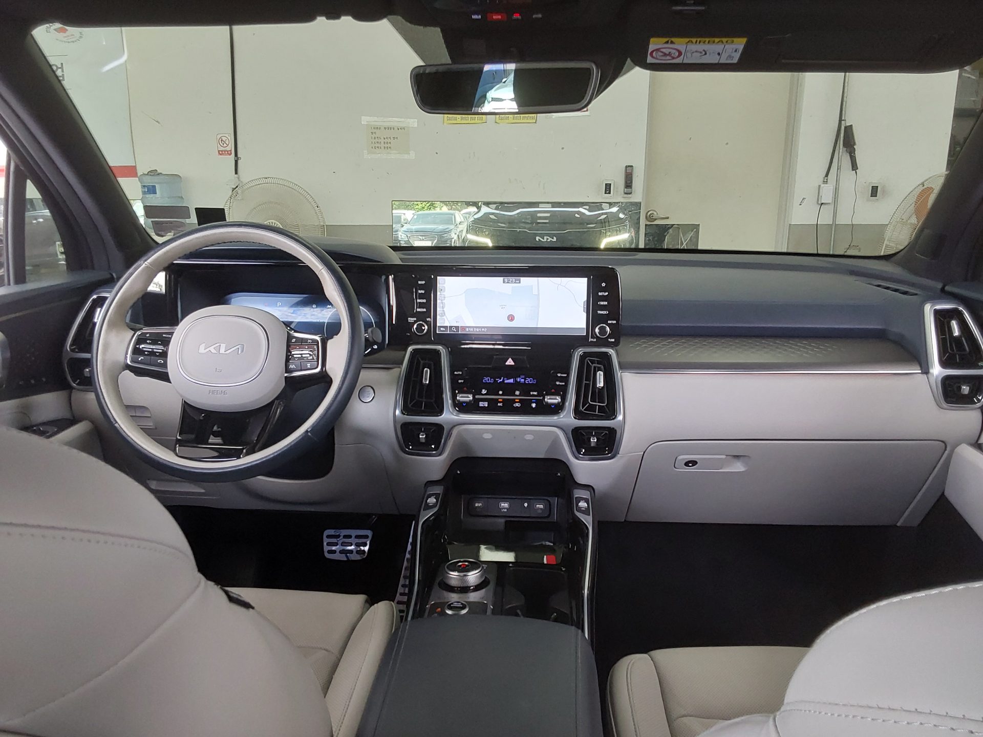 2023 - kia sorento