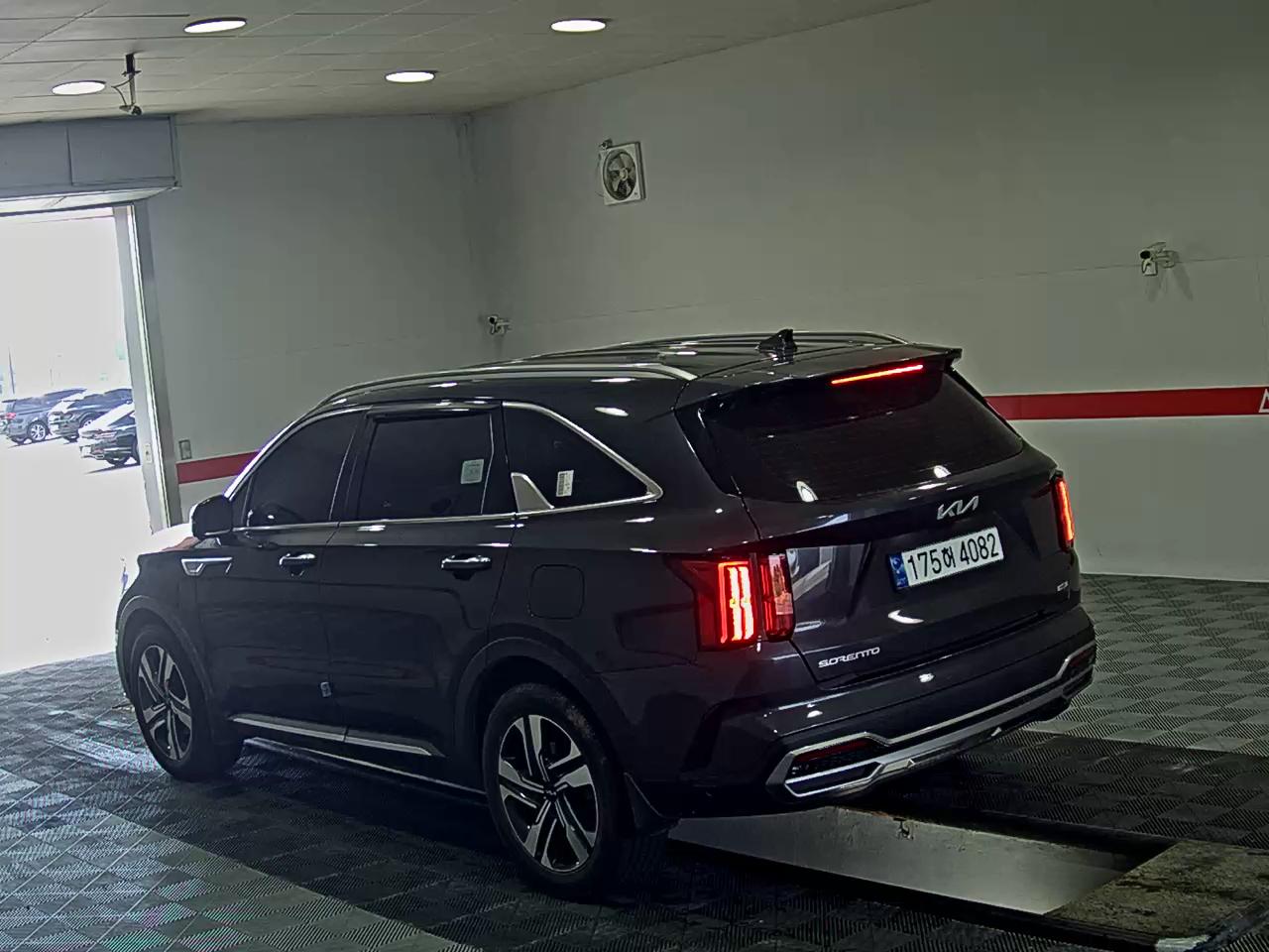 2023 - kia sorento