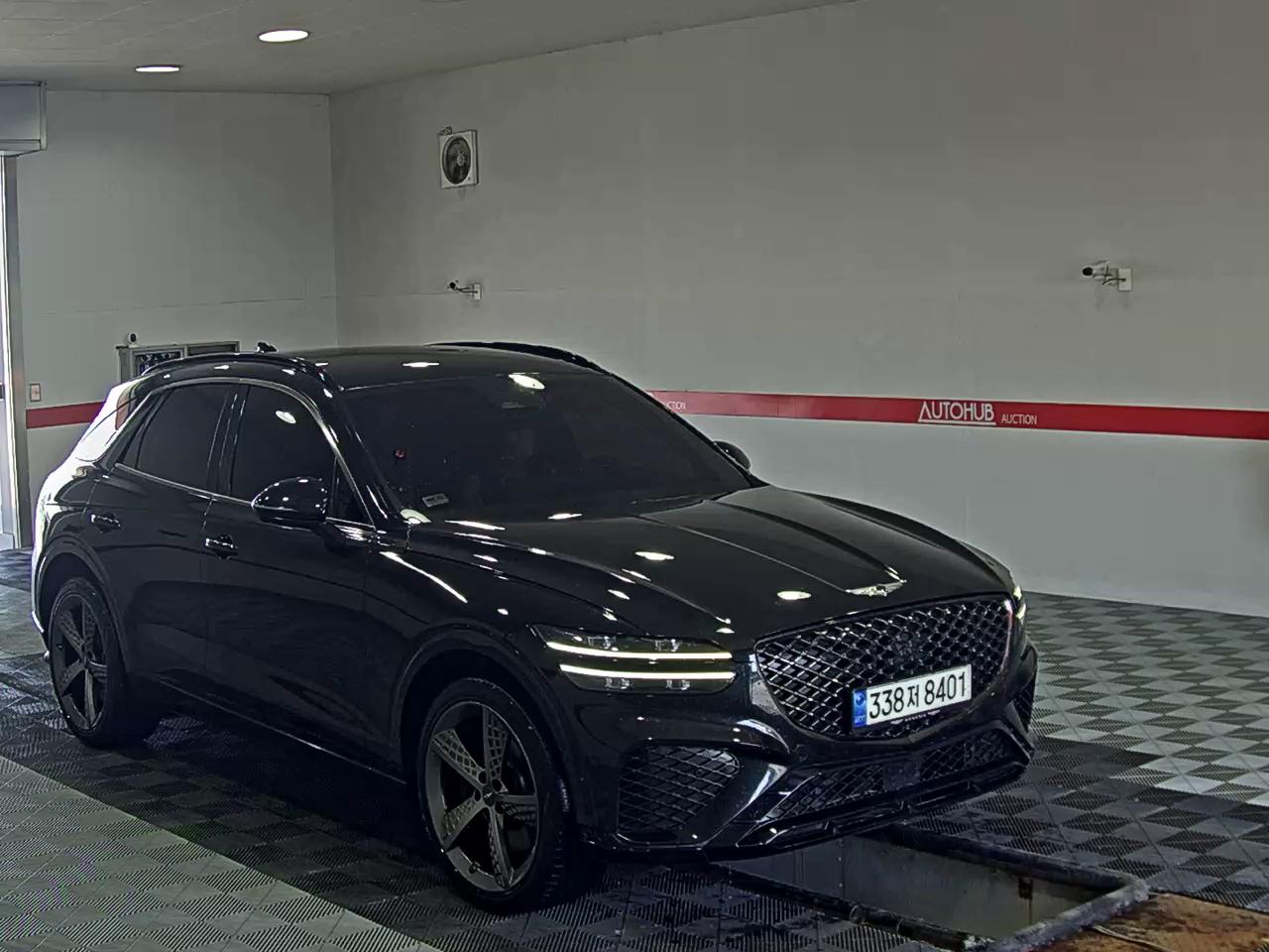 2021 - genesis gv70