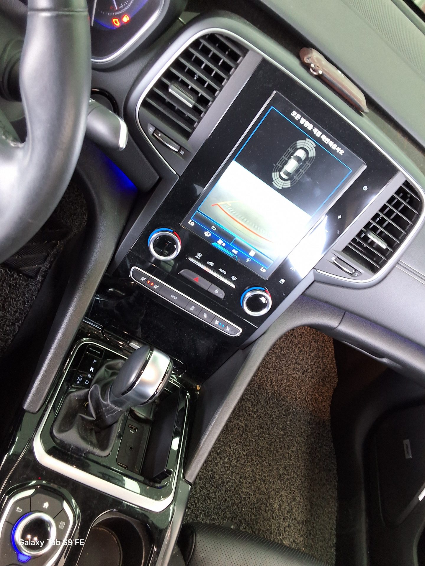 2019 - renault sm6