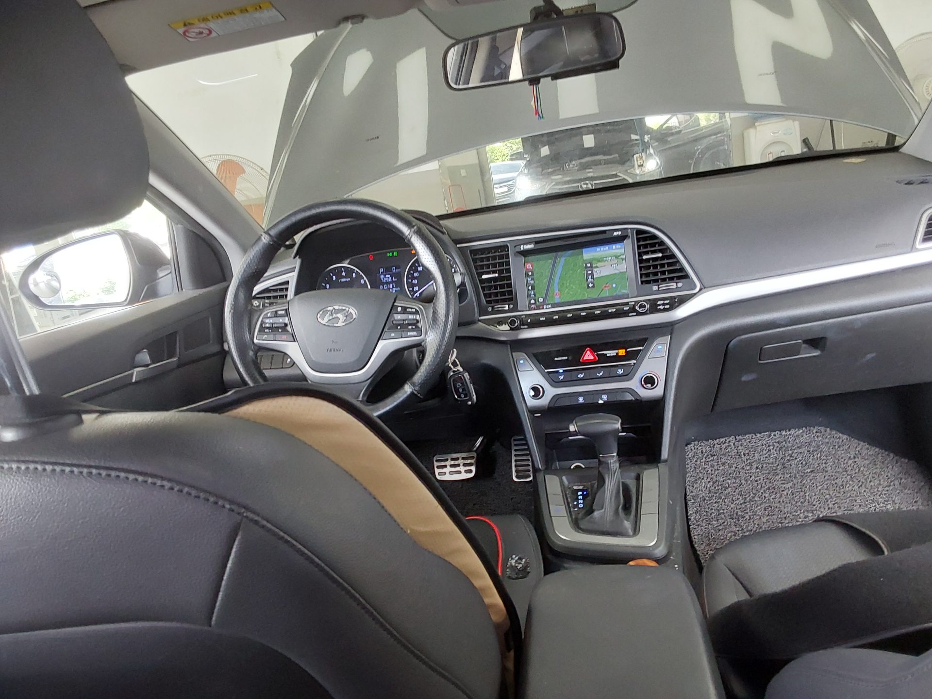 2016 - hyundai avante