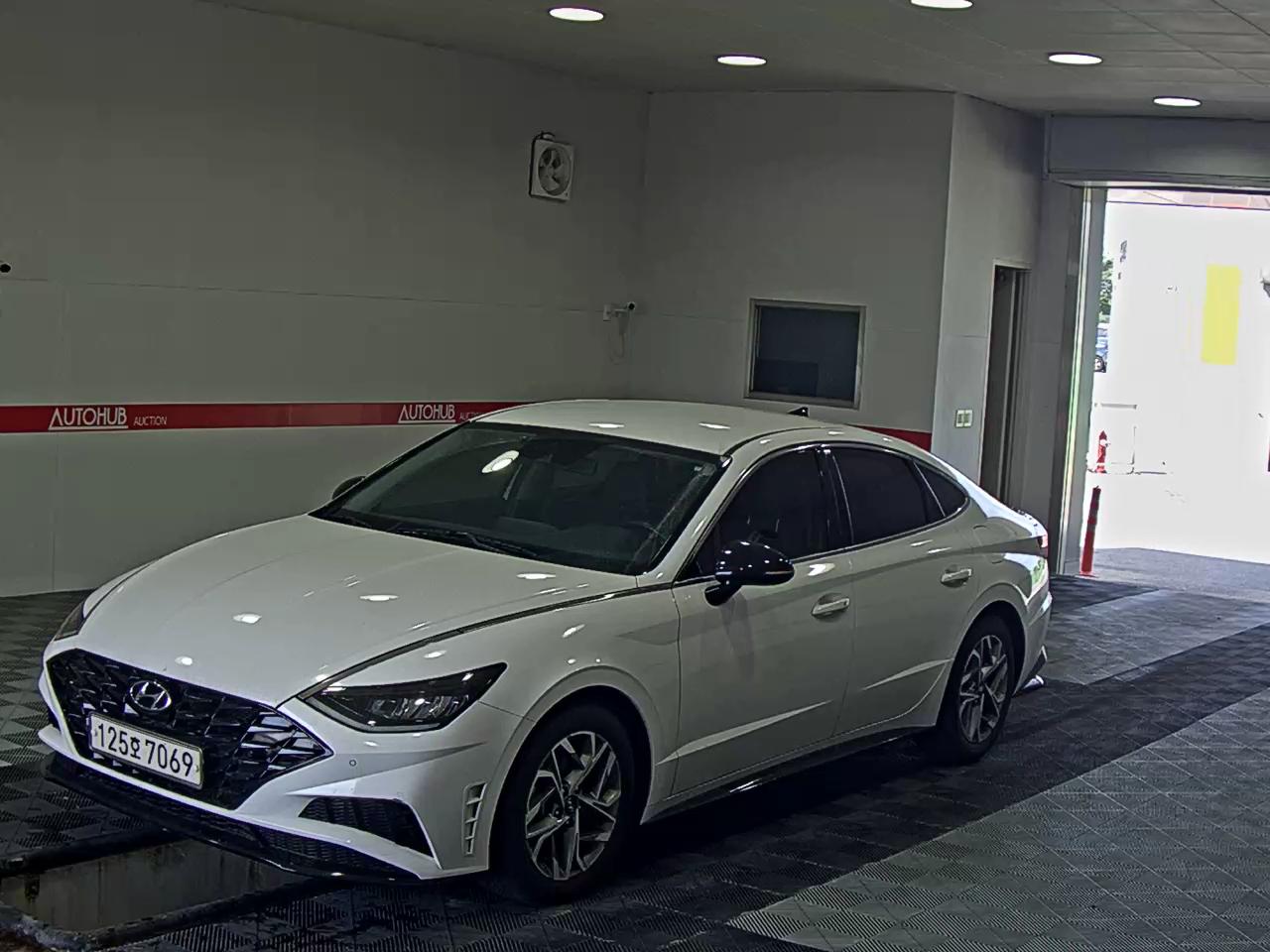 HYUNDAI SONATA (DN8)