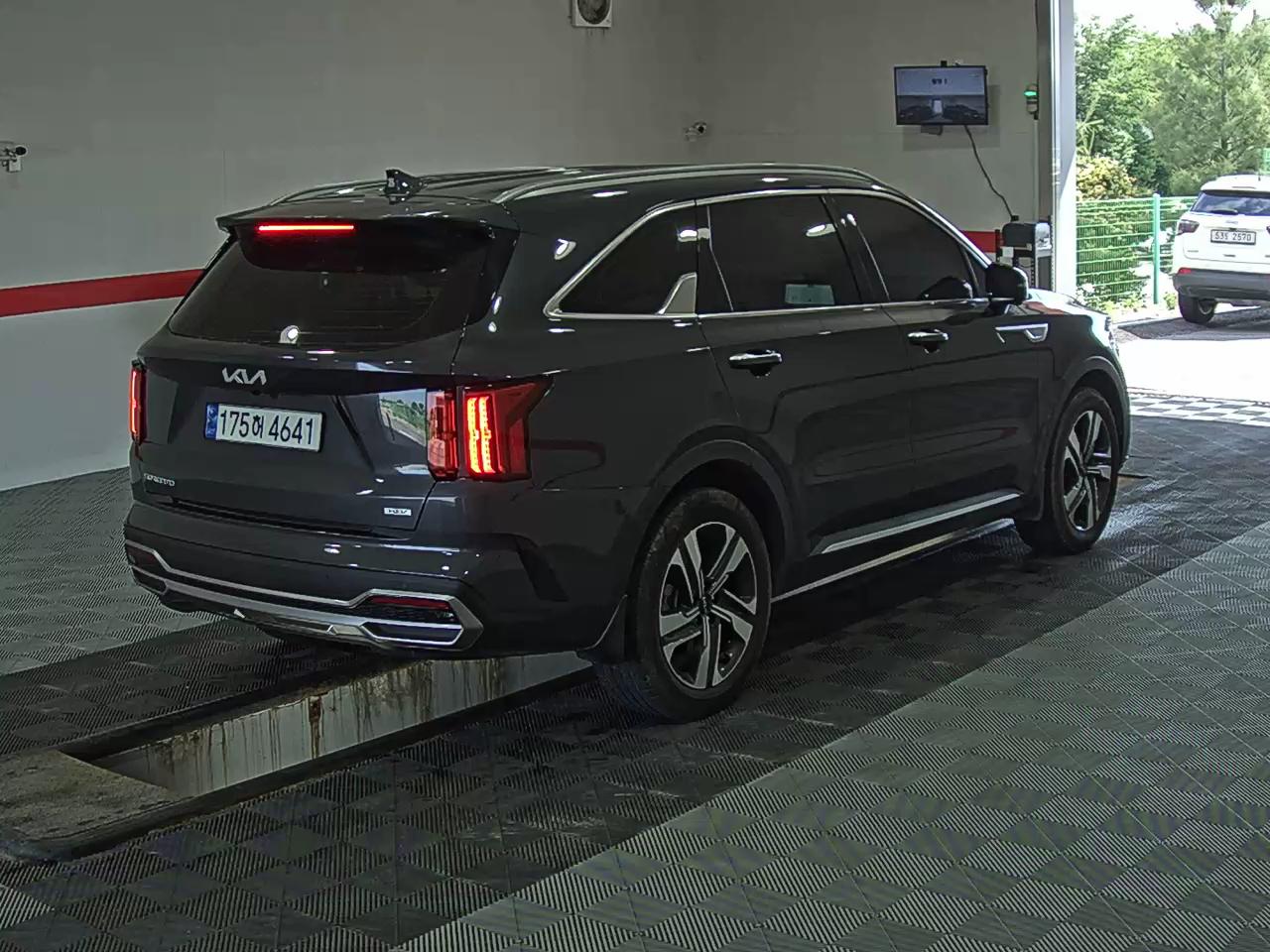 2023 - kia sorento